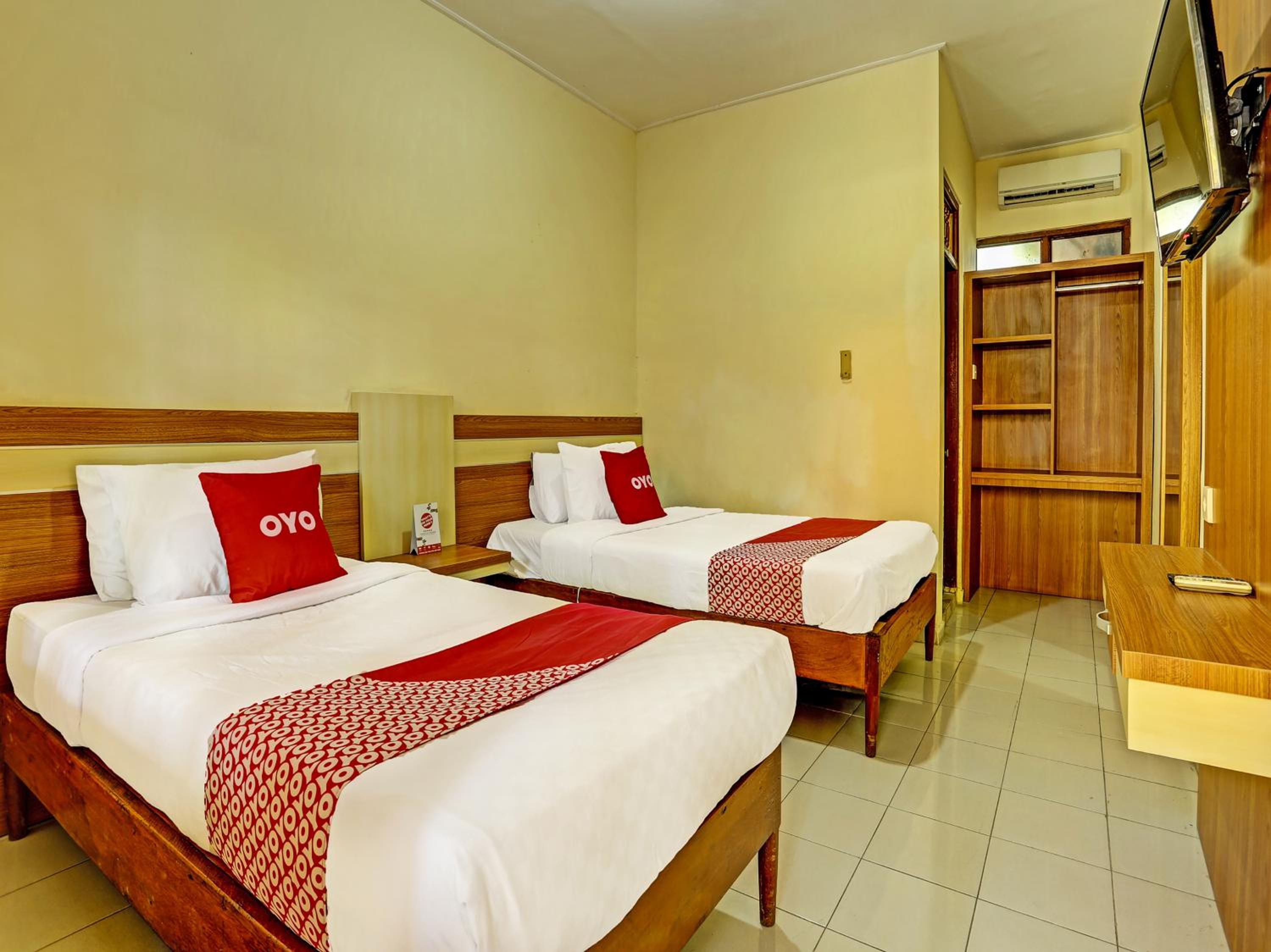 Deluxe Twin Room - Photo 2