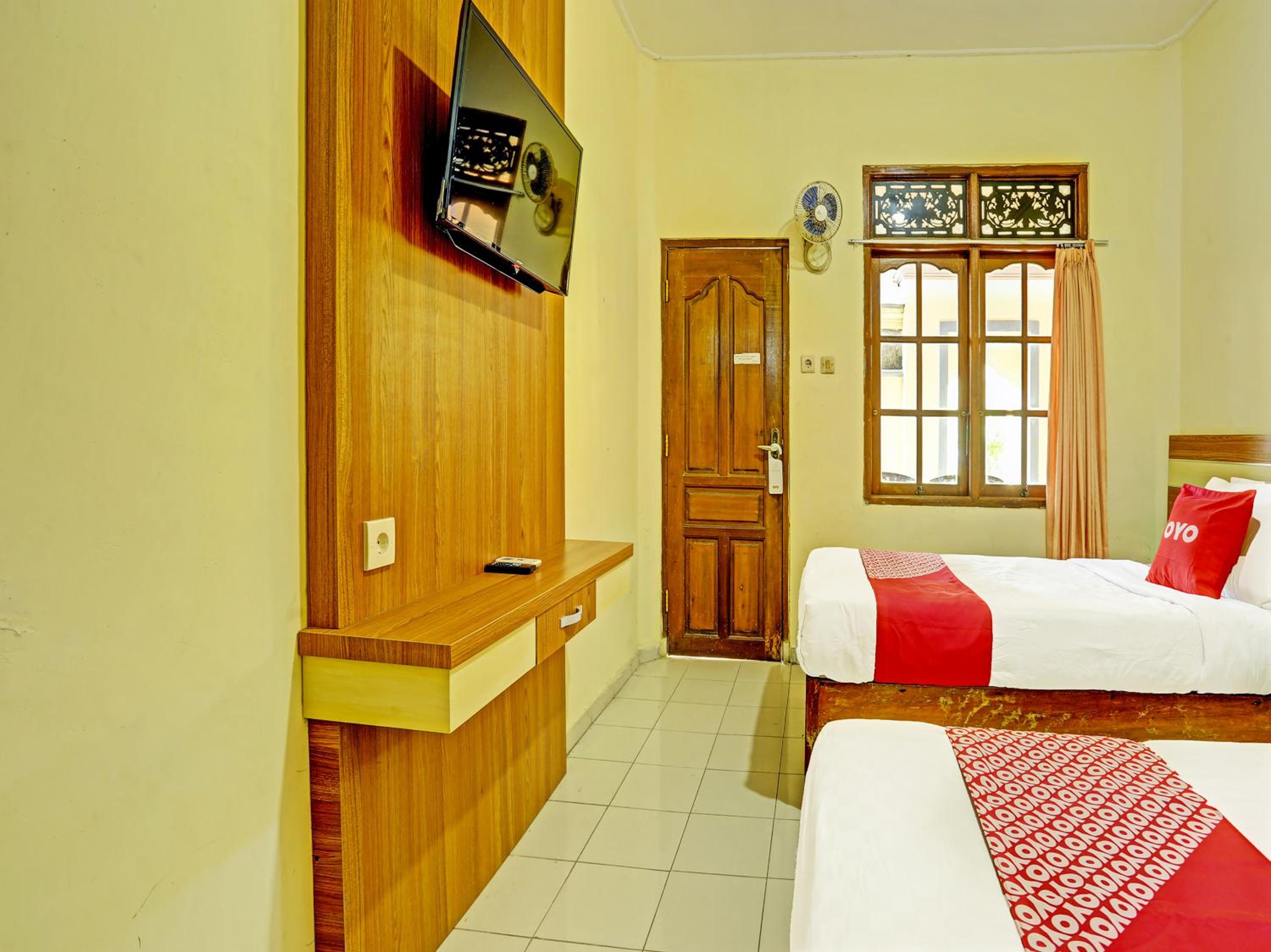 Deluxe Twin Room - Photo 7