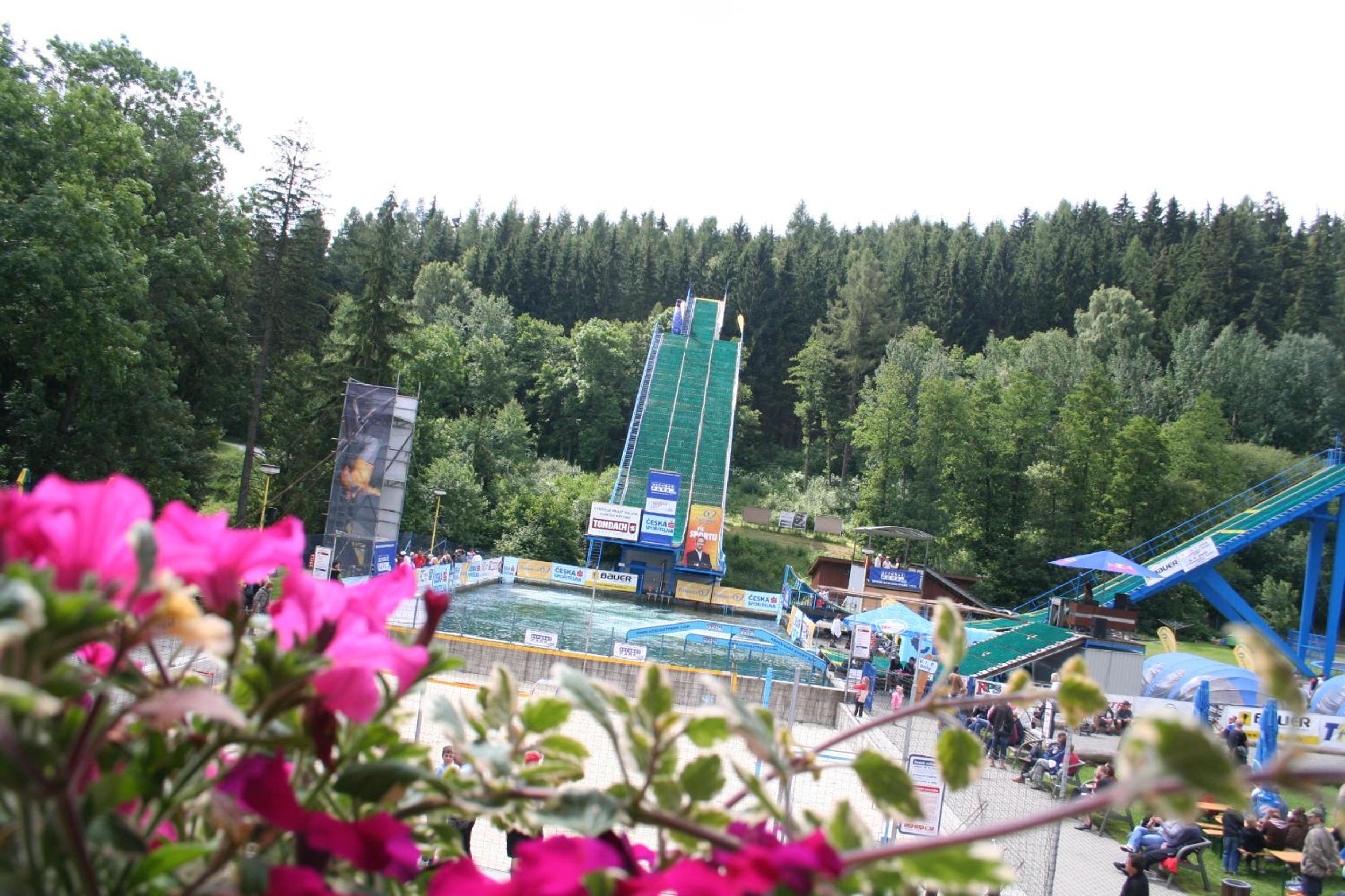 Deluxe Double Room with Balcony photo 3