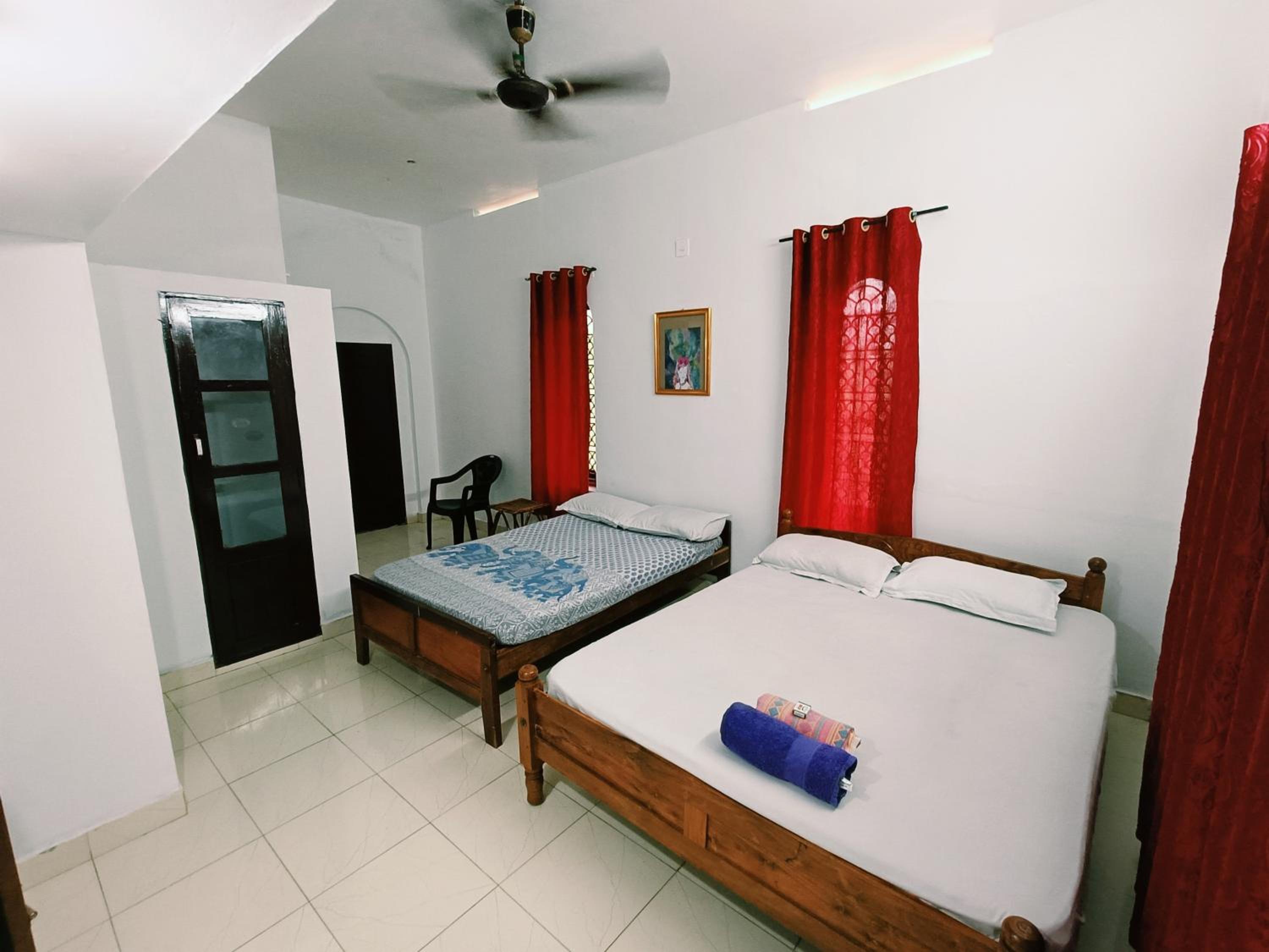 Deluxe Double Room with Balcony photo 1