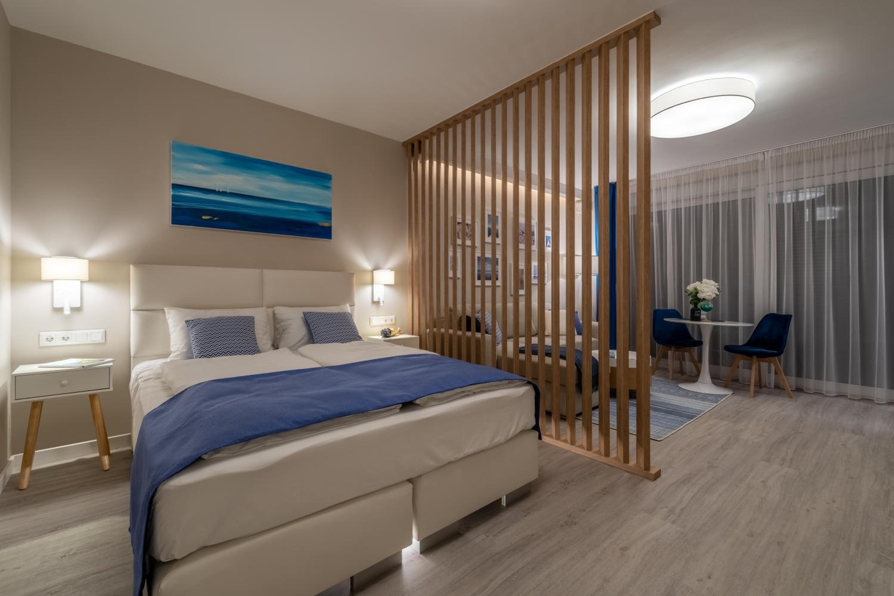 Studio Apartment - Photo 18