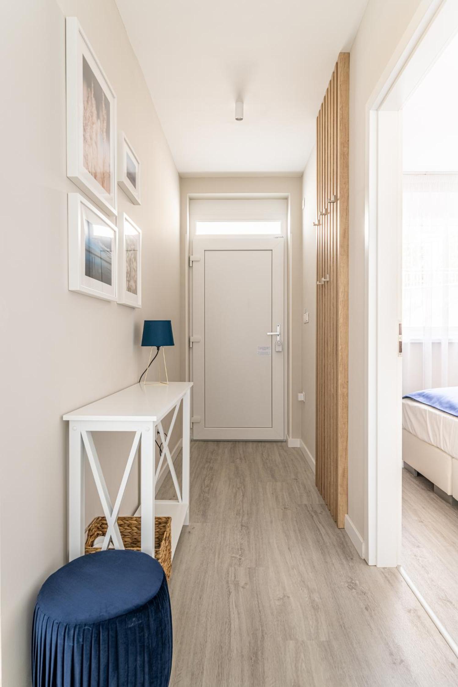 Two-Bedroom Apartment - Photo 8