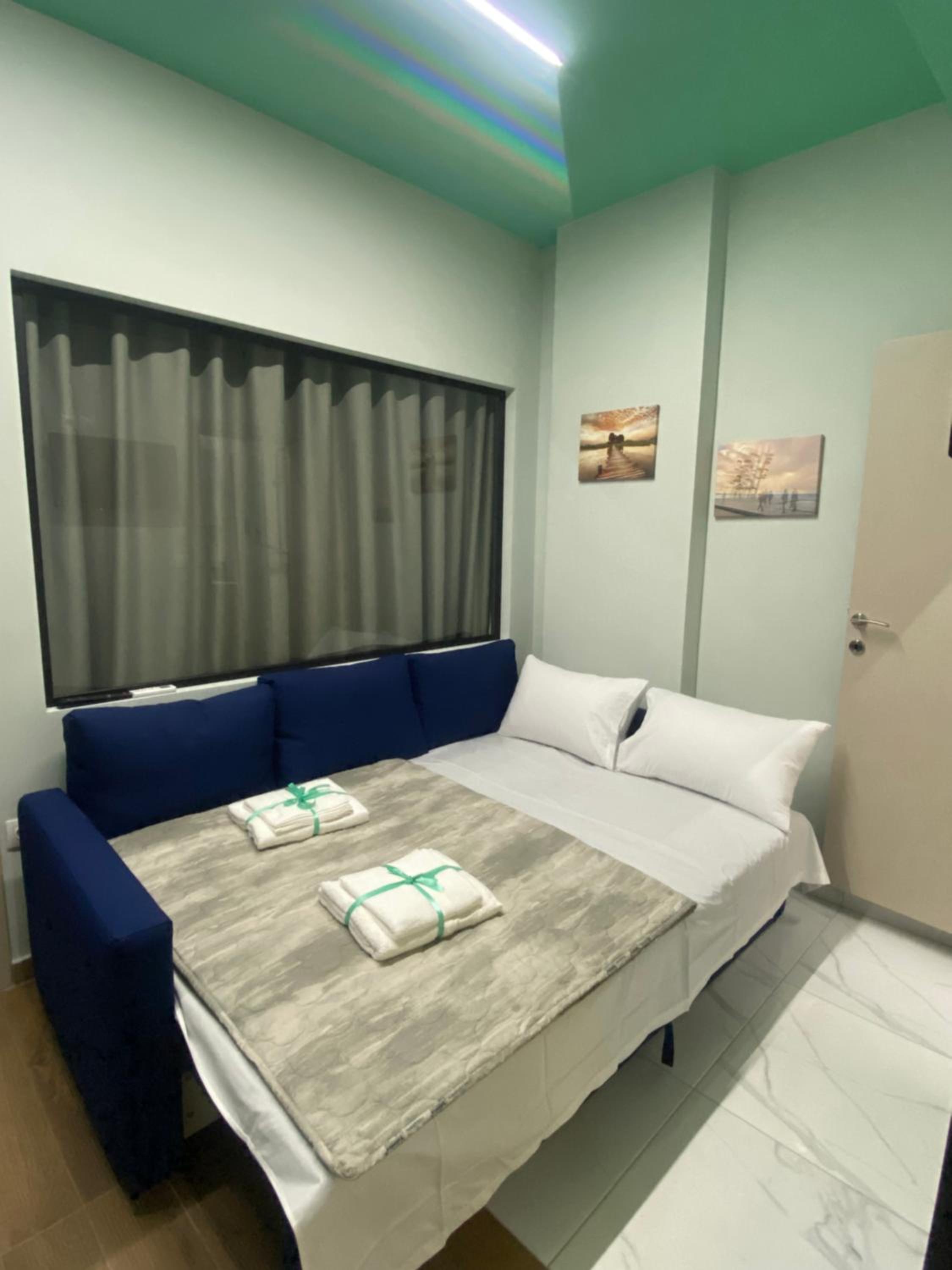 One-Bedroom Apartment - Photo 10
