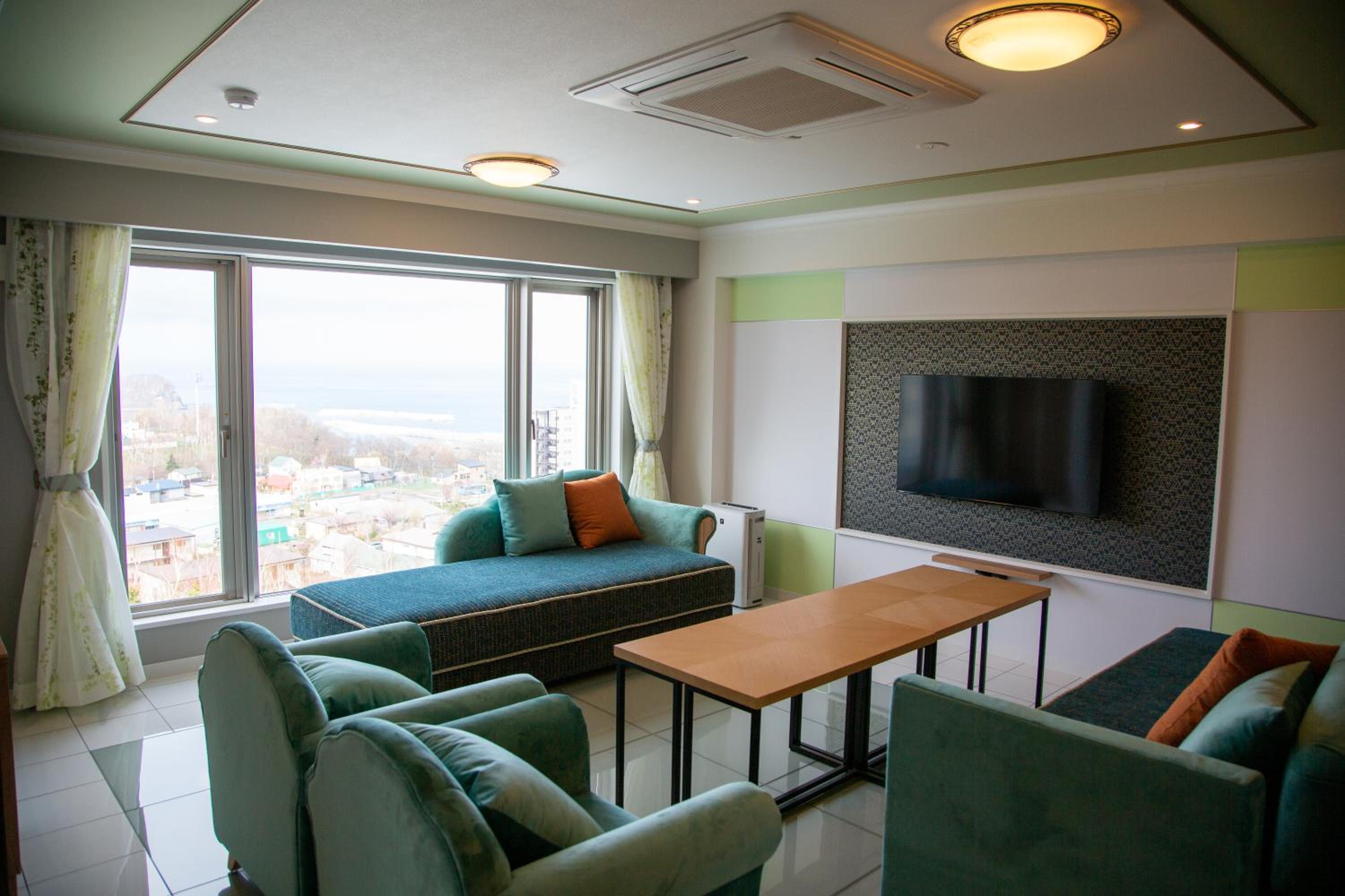 Deluxe Twin Room - Non-Smoking - East Building photo 2