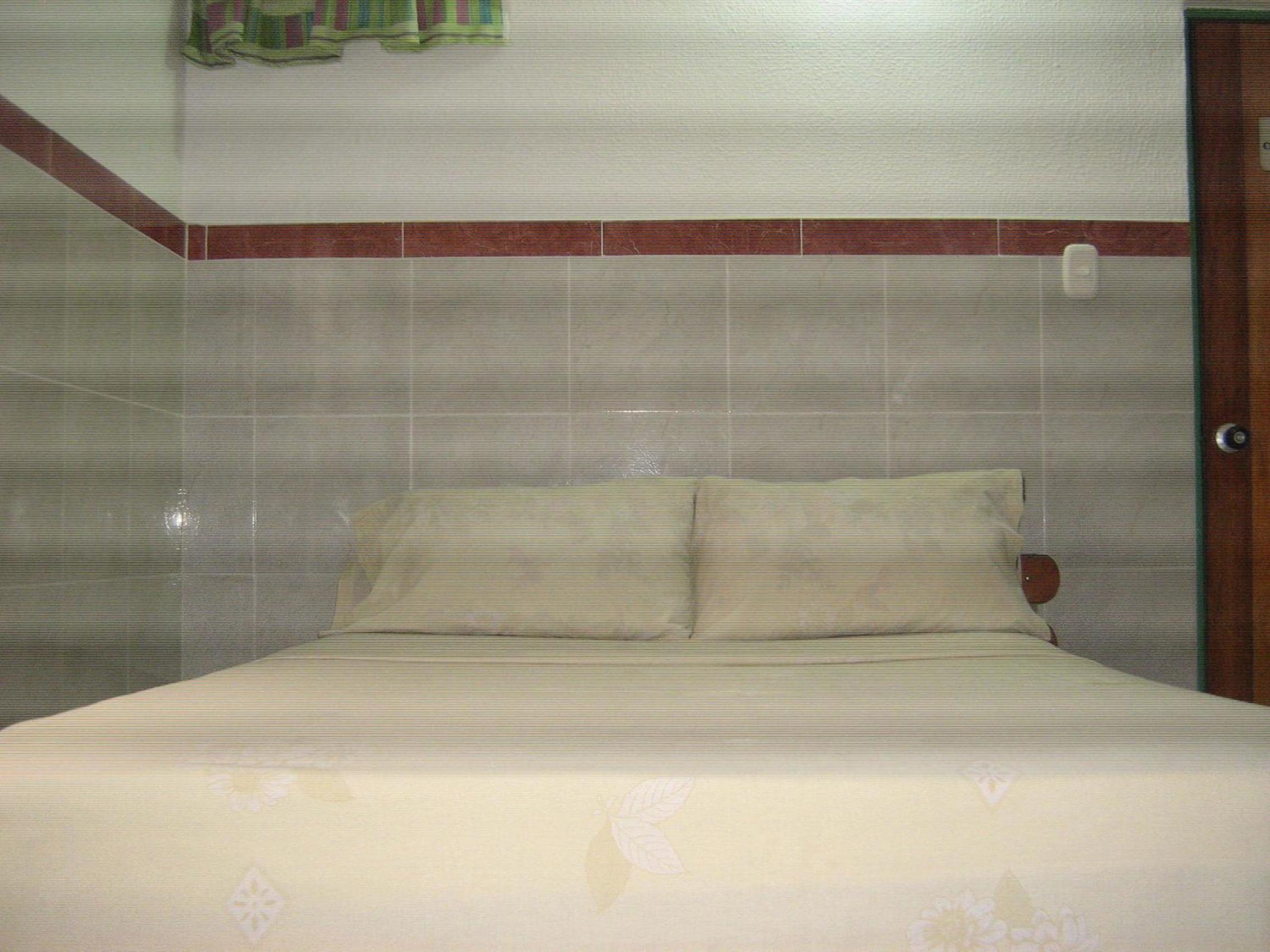 Family Room with Private Bathroom photo 1