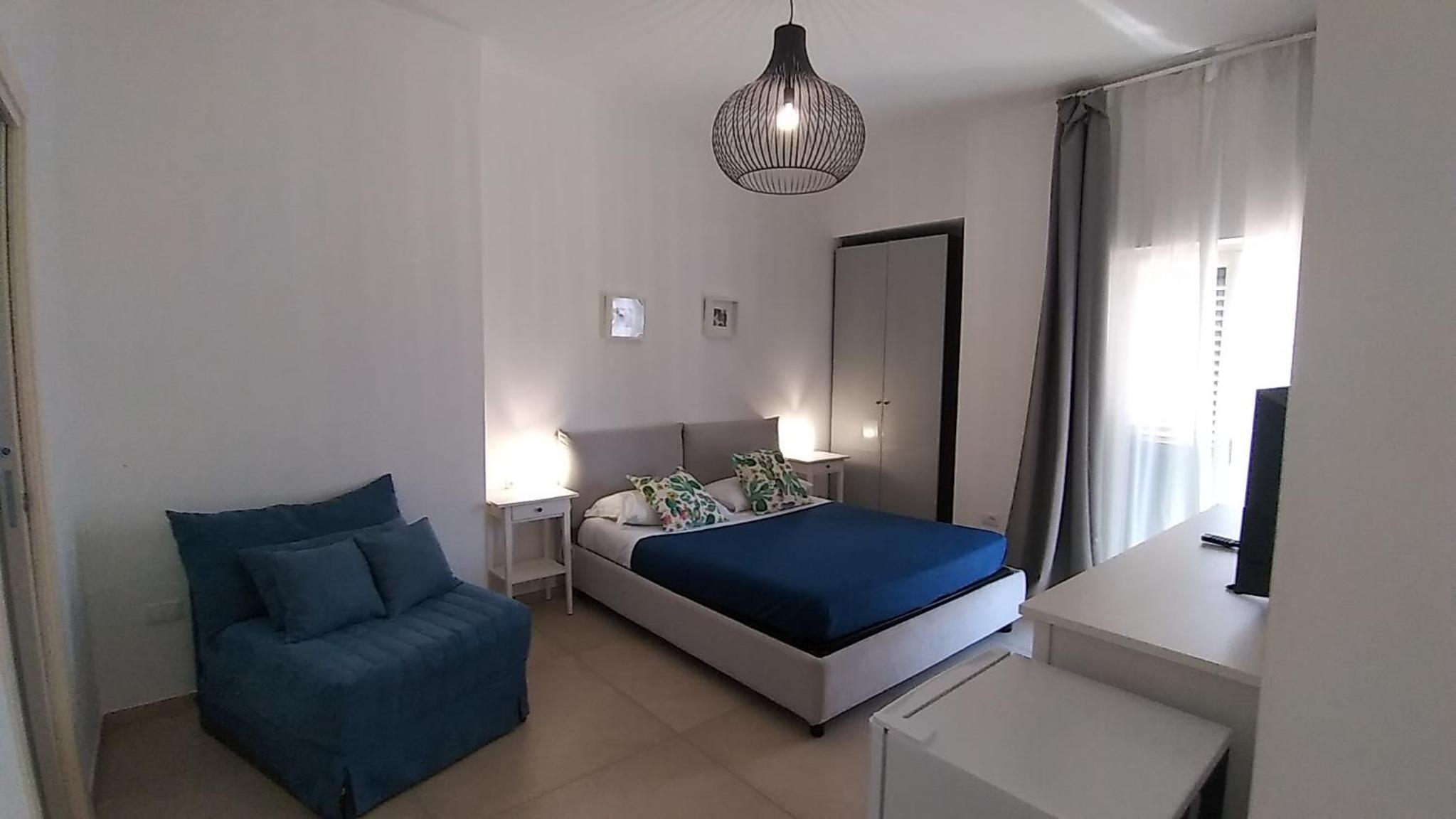 Standard Twin Room - Photo 3
