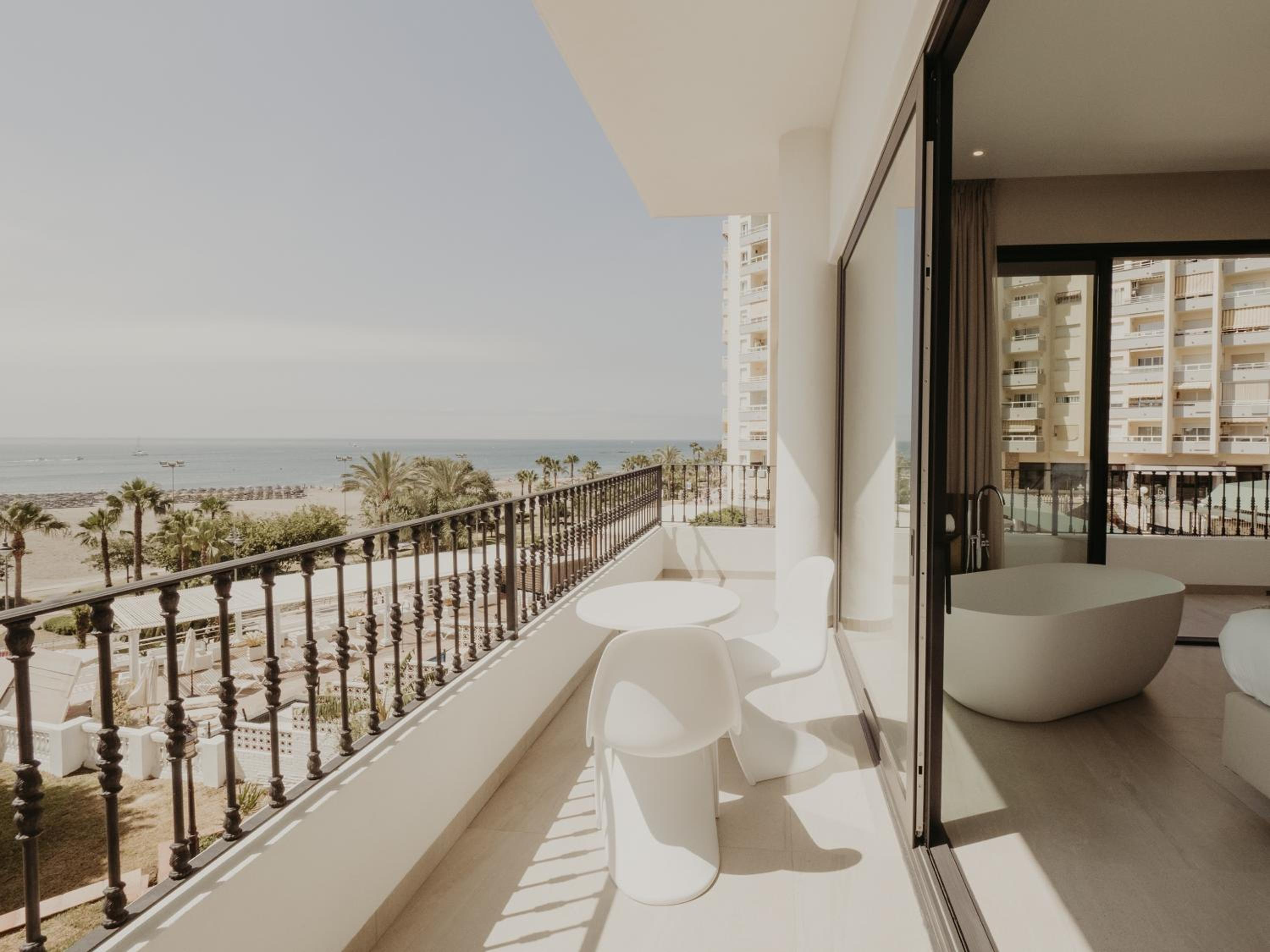 Estudio Deluxe con Terraza y Vista al Mar