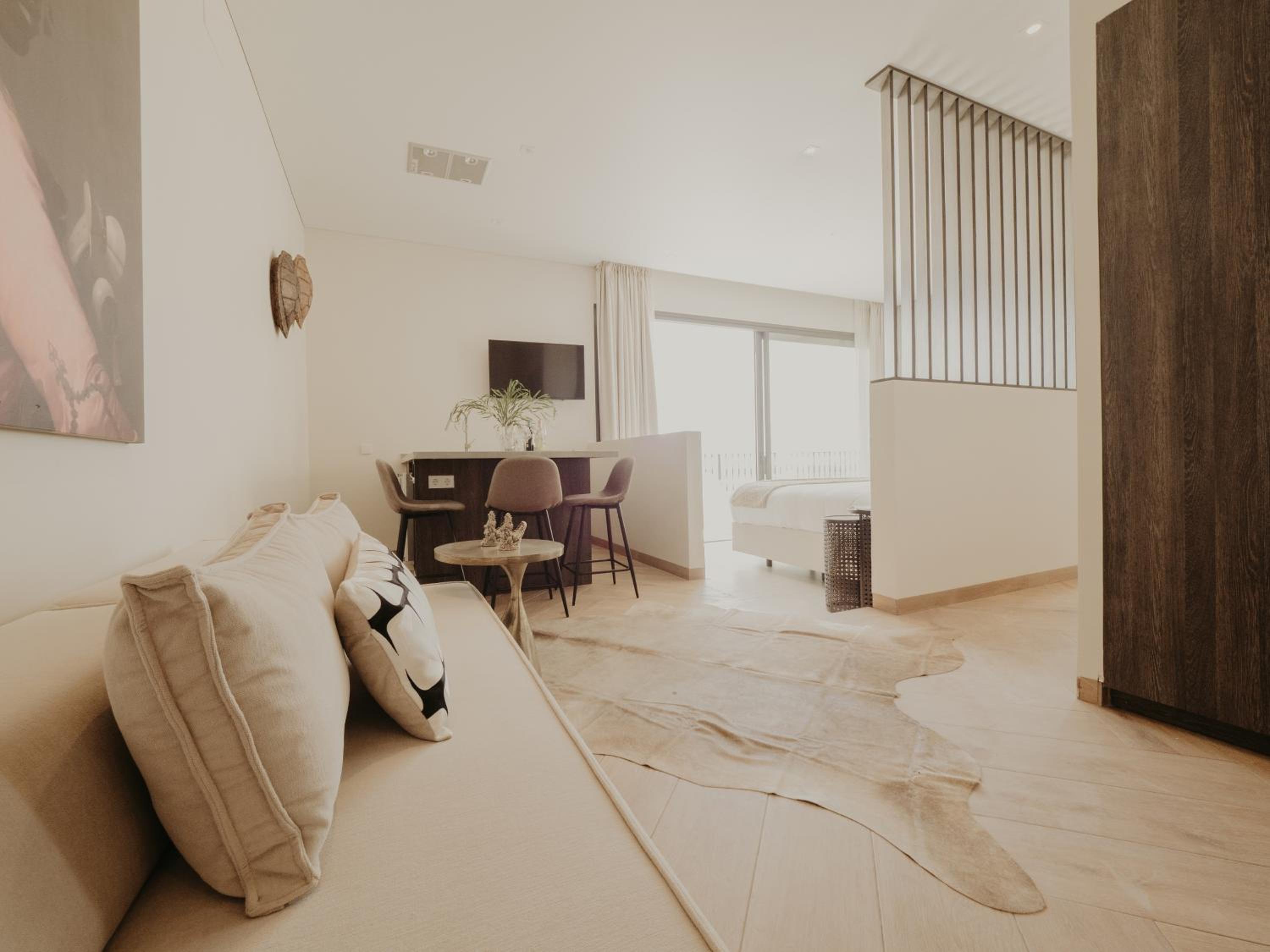 Estudio Deluxe con Terraza y Vista al Mar