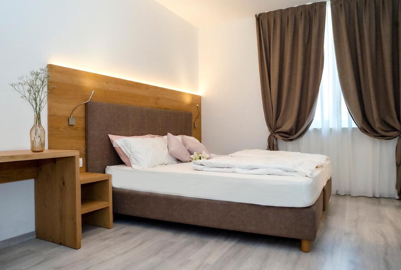 Superior Double Twin Room