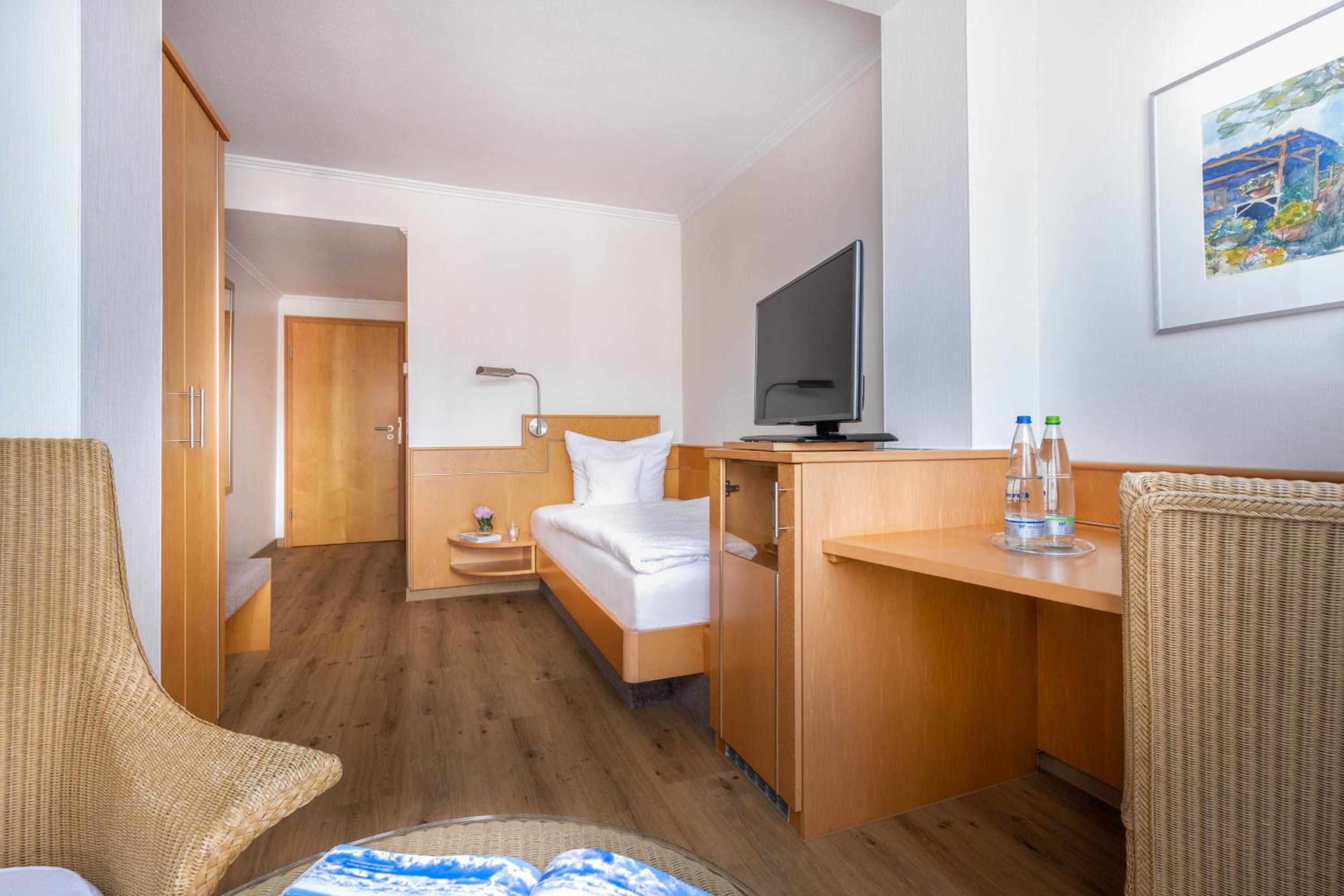 Single Room photo 3