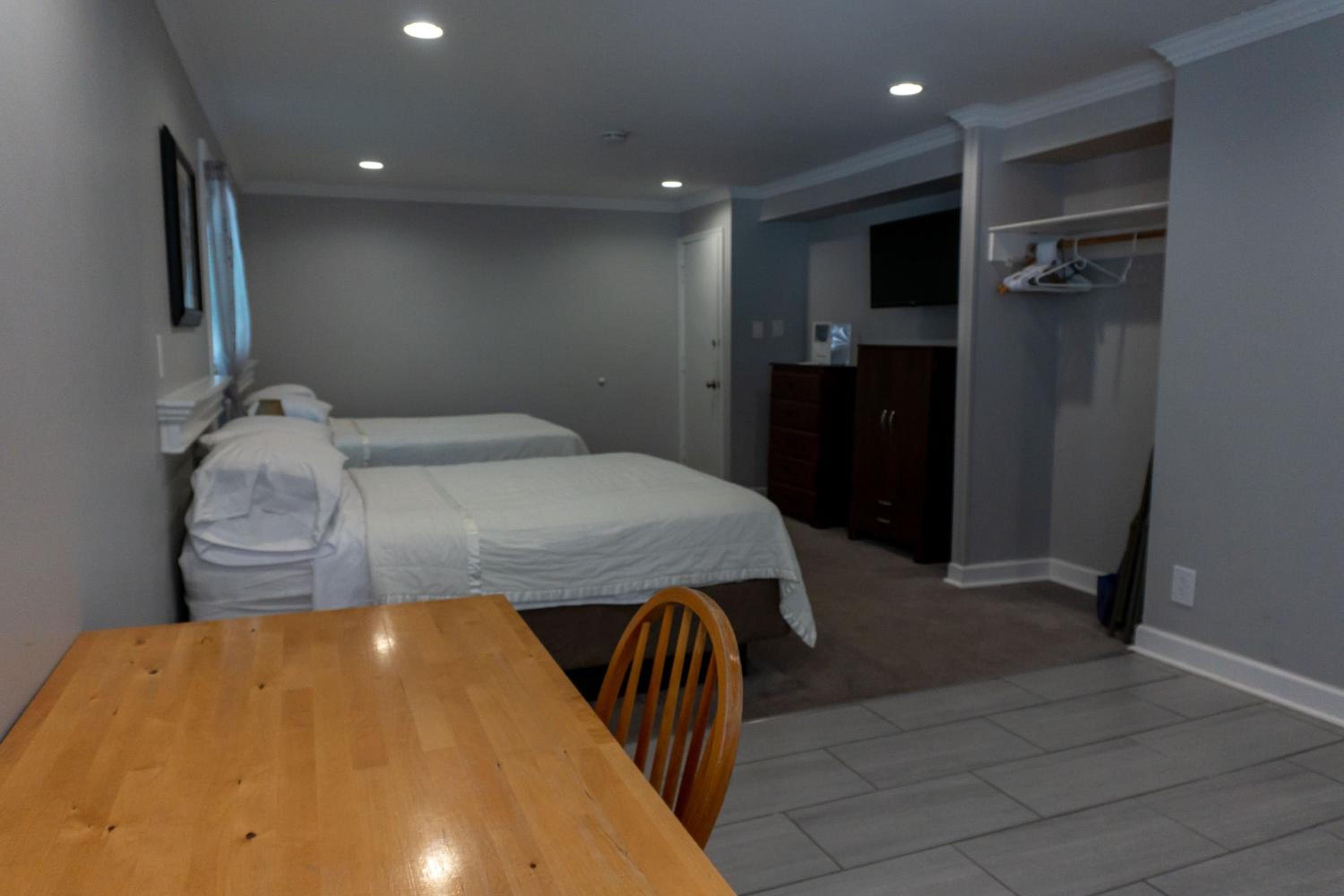 Family Room photo 2