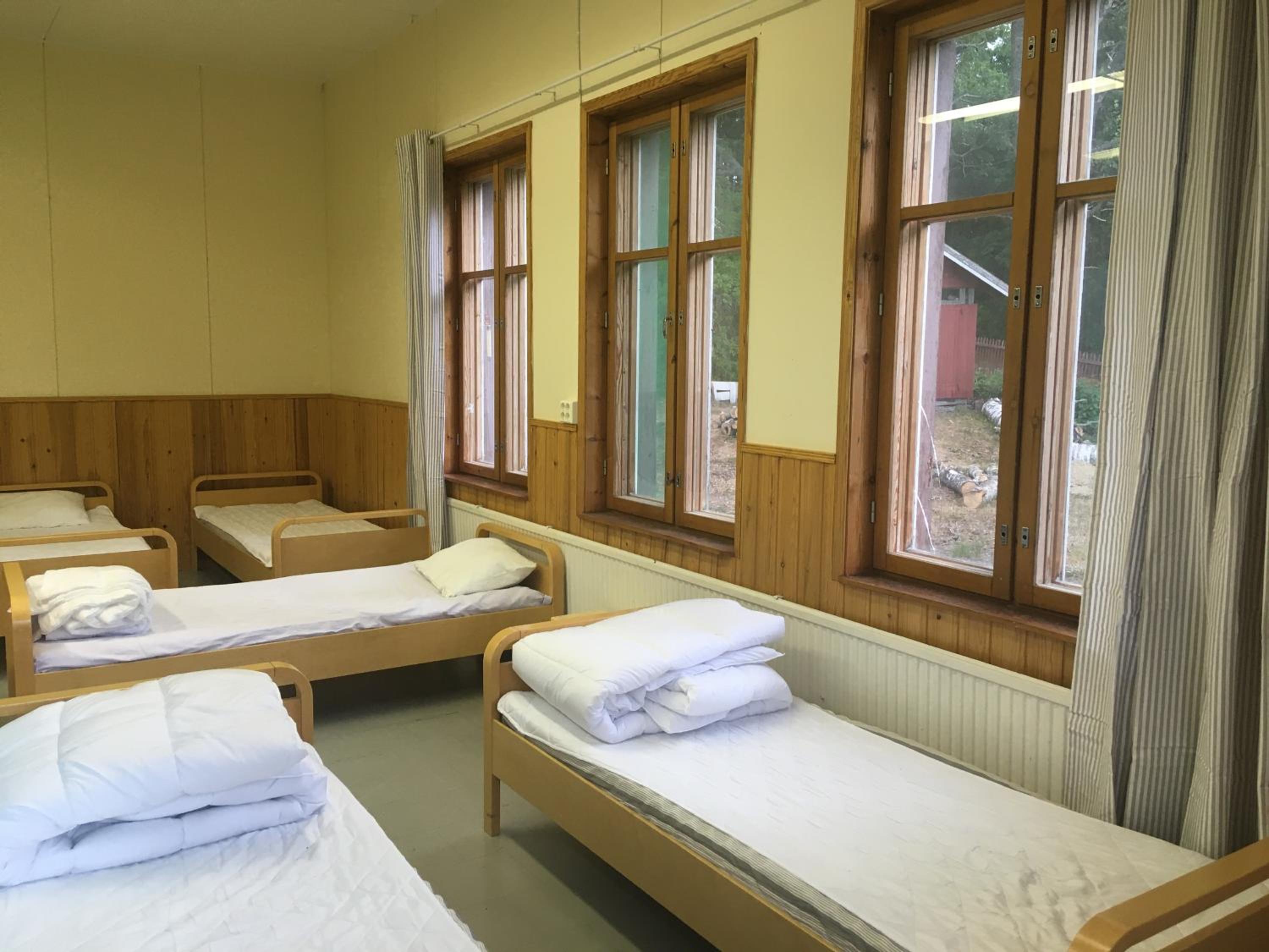 Single Bed in Mixed Dormitory Room photo 1