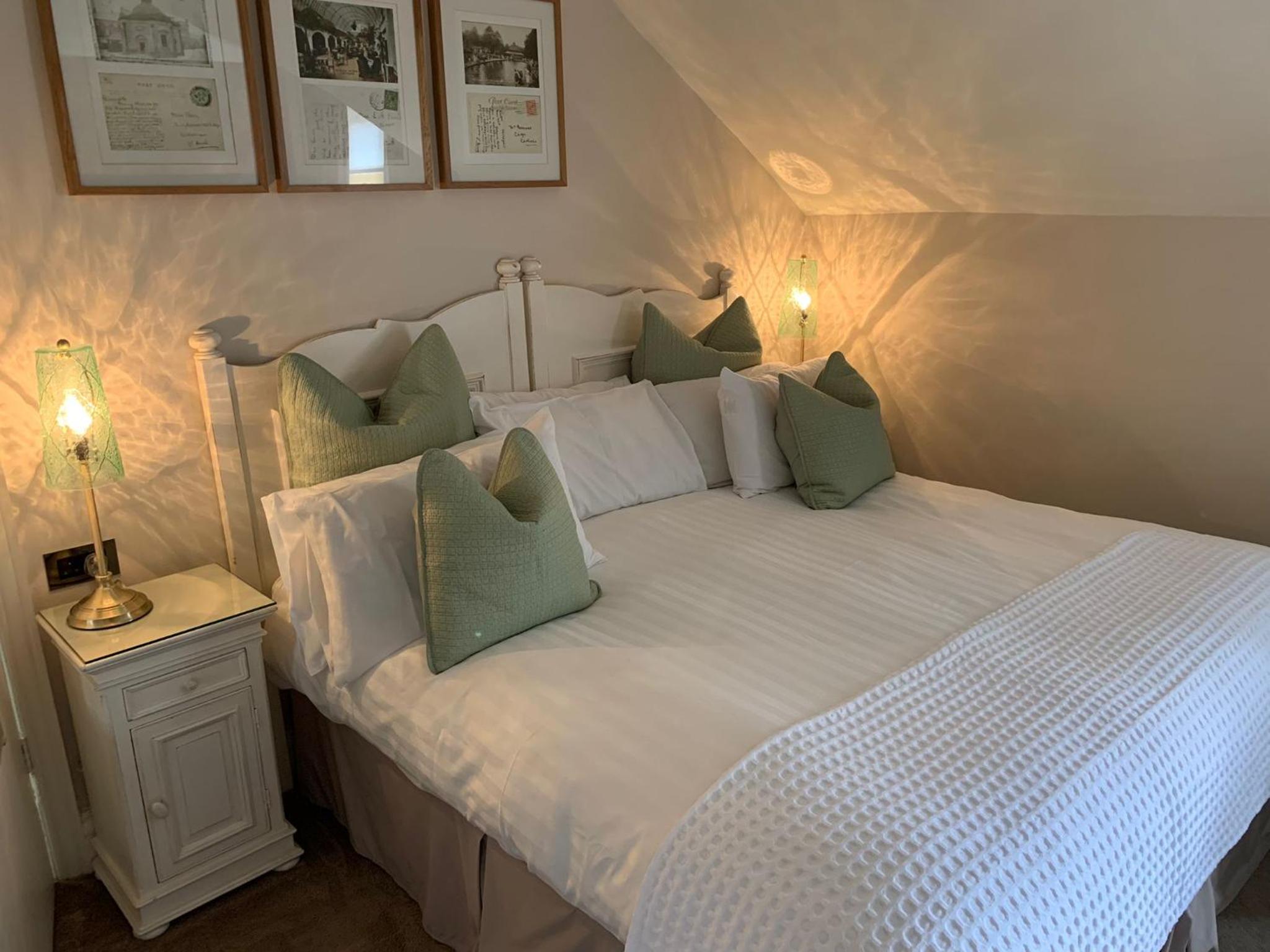 Deluxe Double or Twin Room photo 2