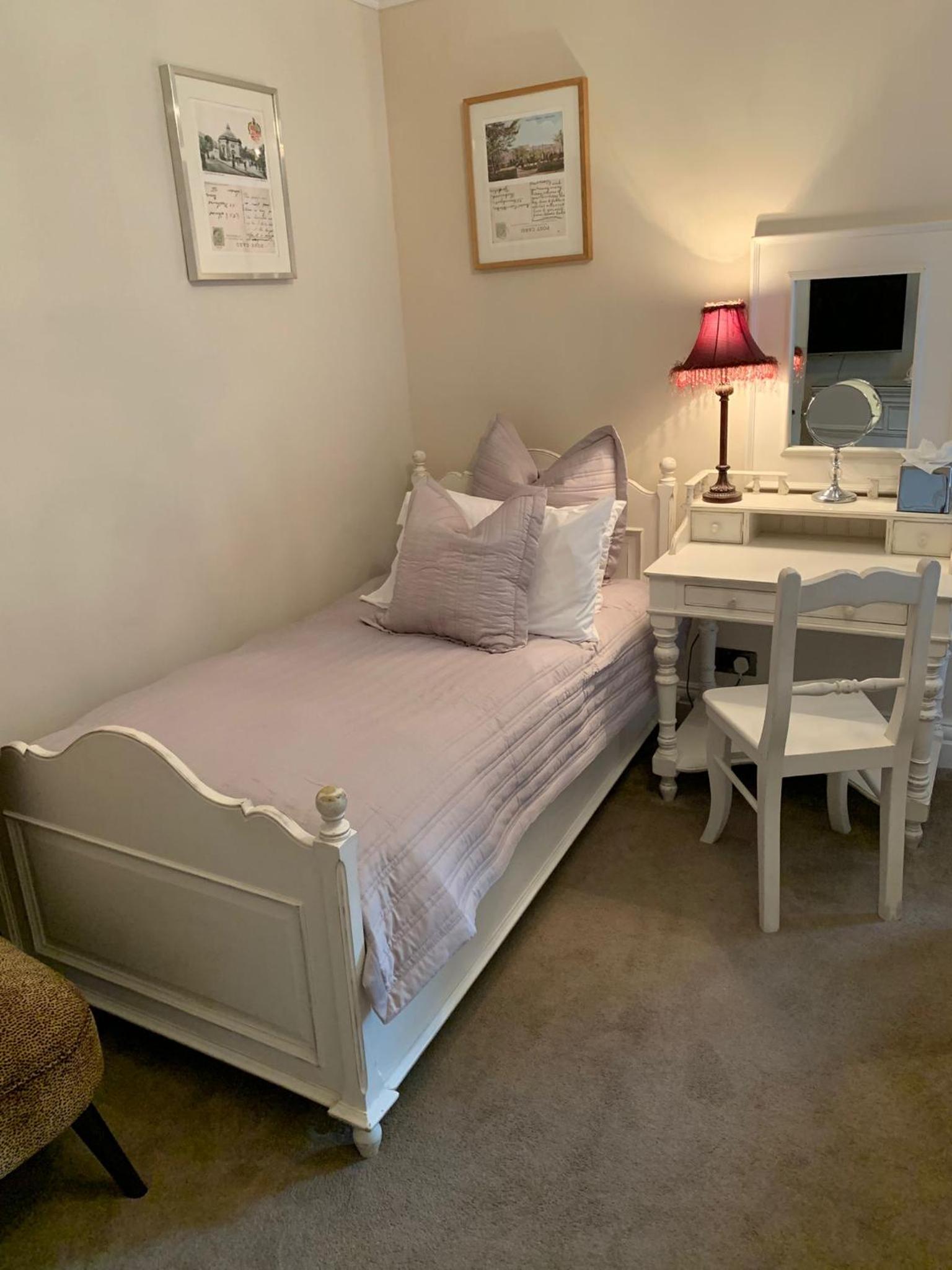 Large Double or Twin Room photo 2