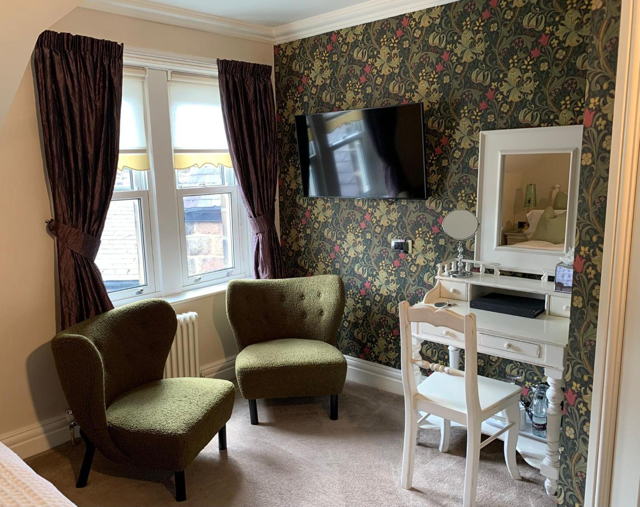 Deluxe Double or Twin Room photo 3