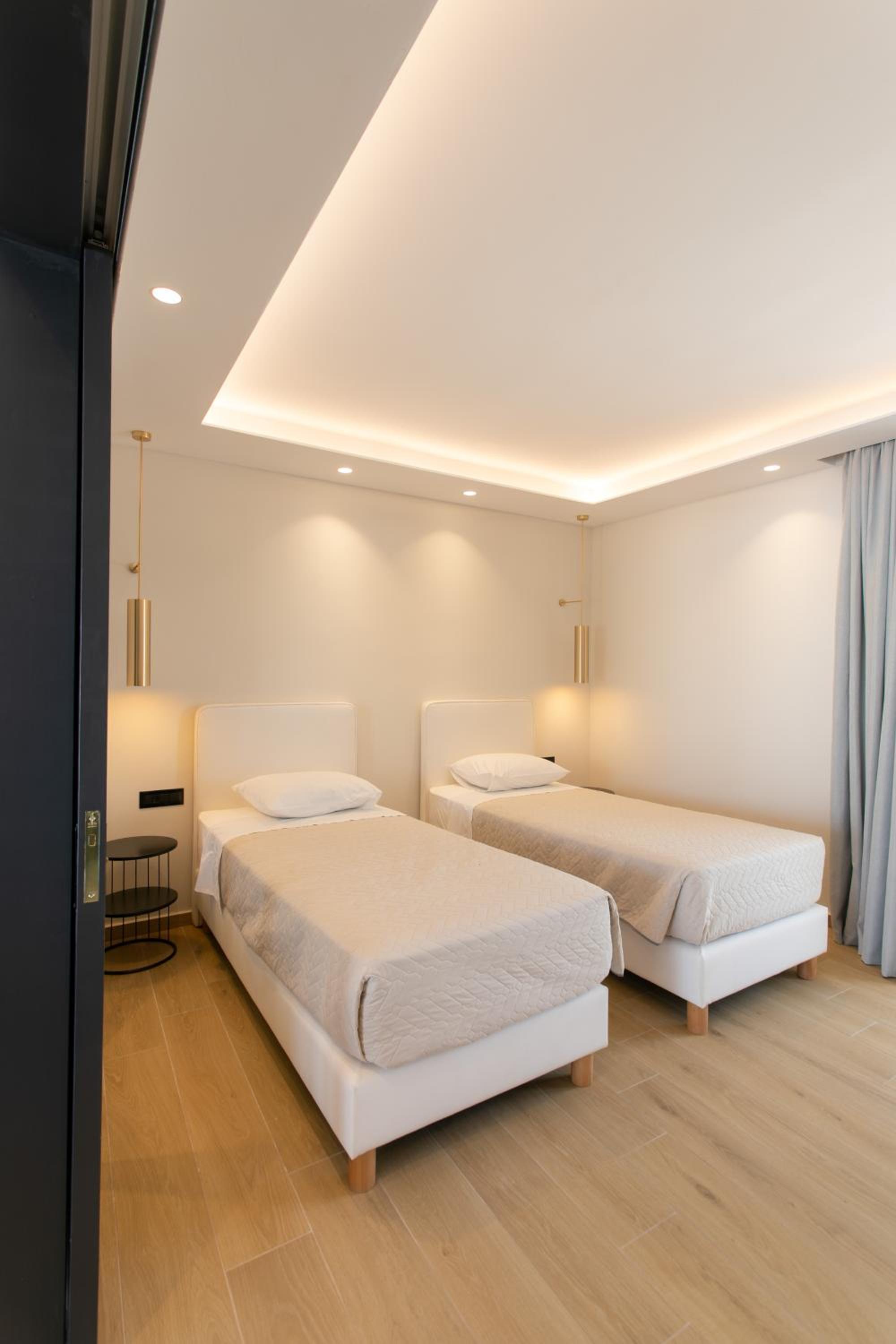 Two-Bedroom Golden Suite with Private Pool - Photo 4