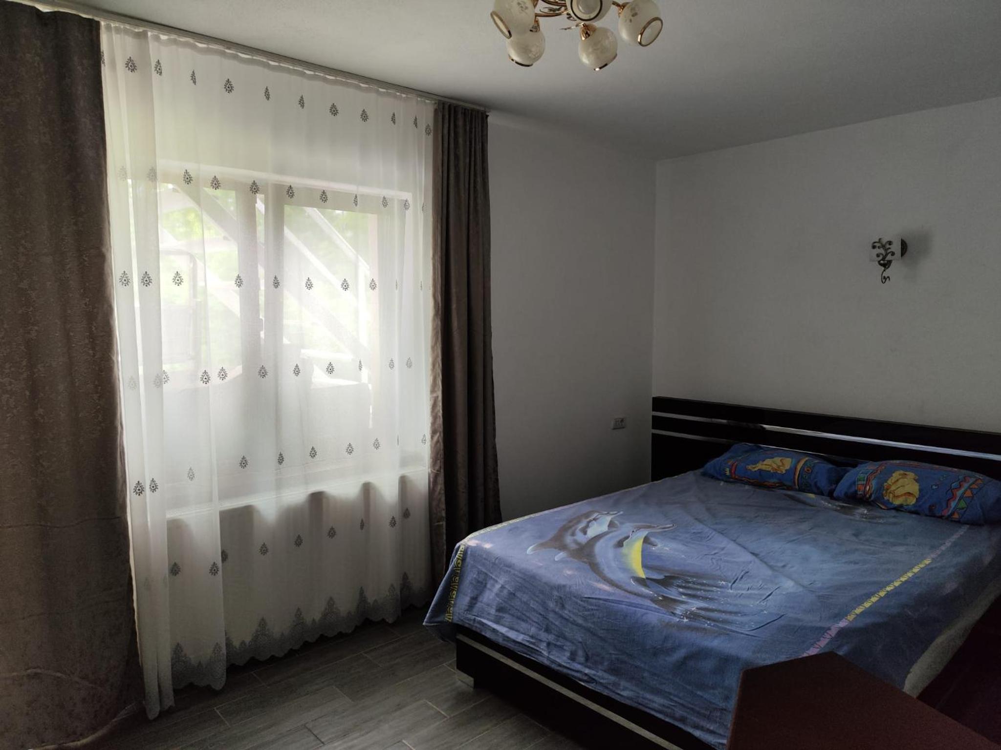 Double Room with Private Bathroom - Photo 2