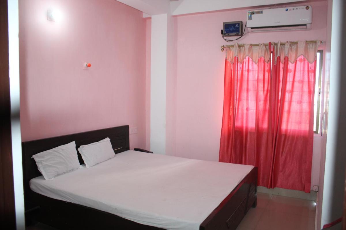 Deluxe Double or Twin Room with City View