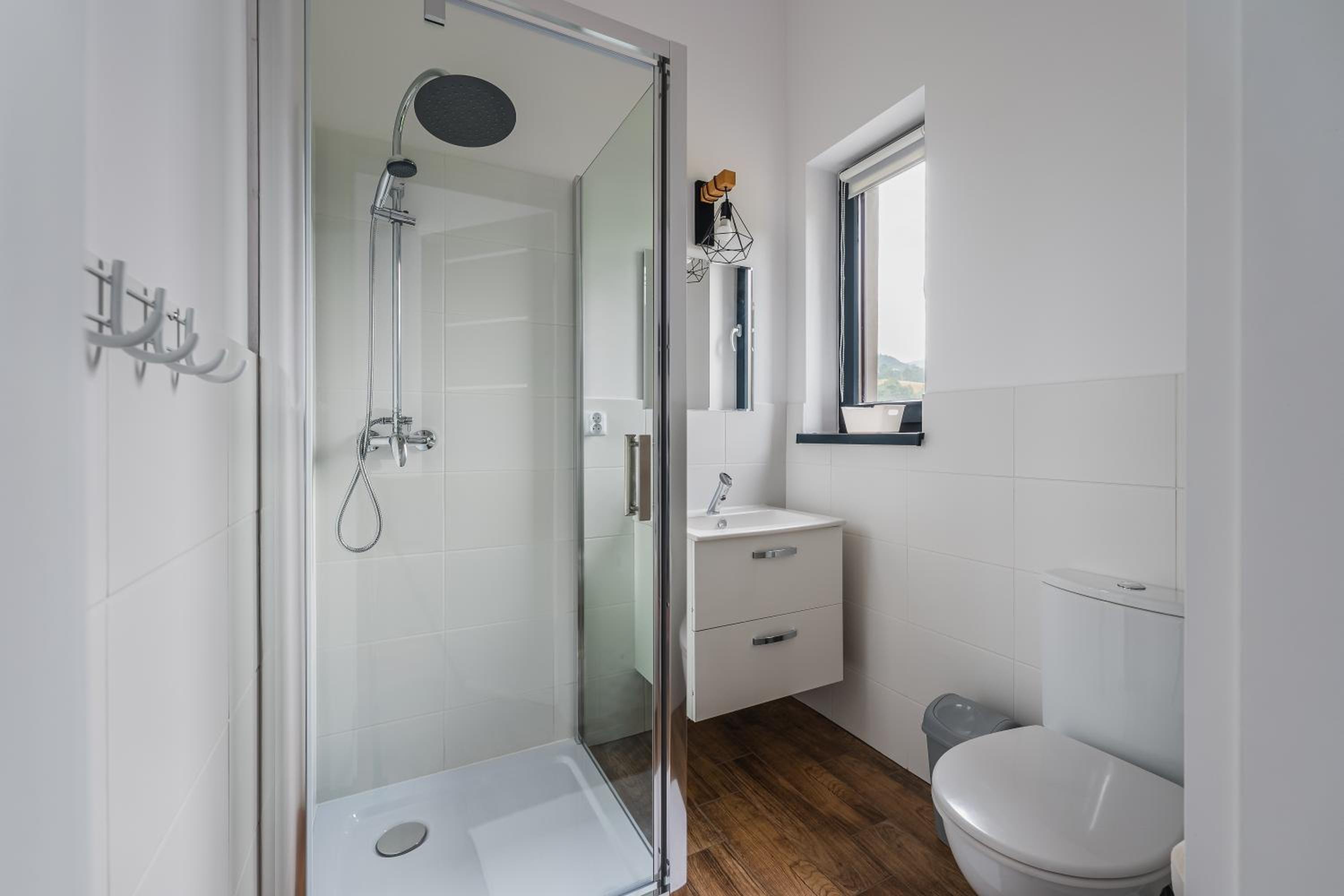 Double Room with Balcony (2 Adults + 1 Child) - Photo 5