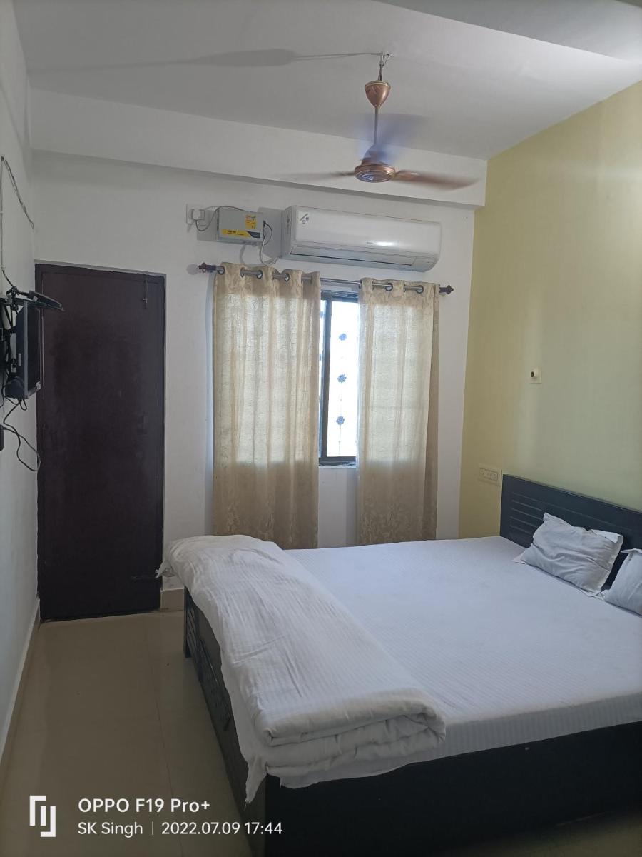 Deluxe Double or Twin Room with City View photo 2