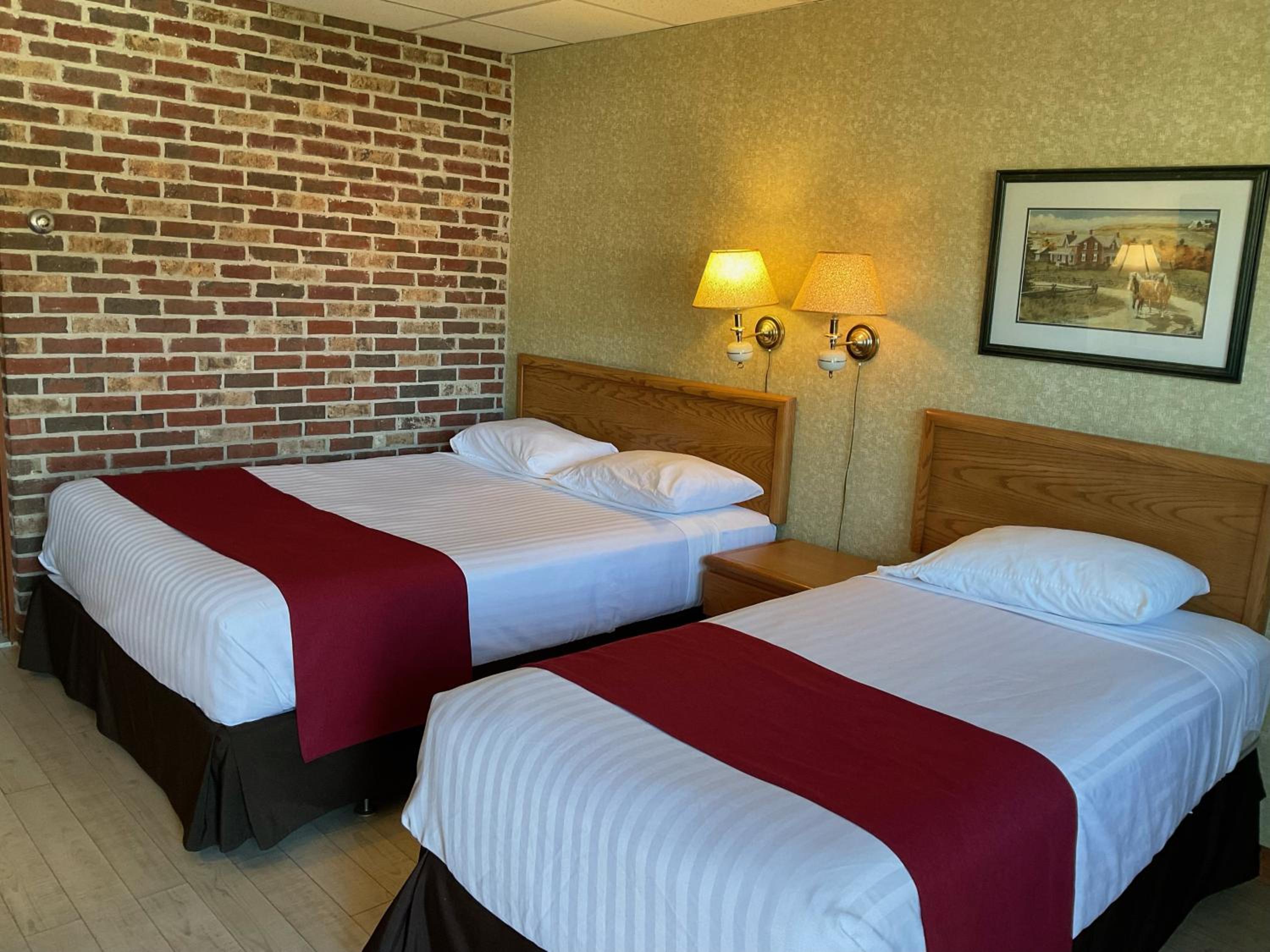 Budget Double Room photo 2