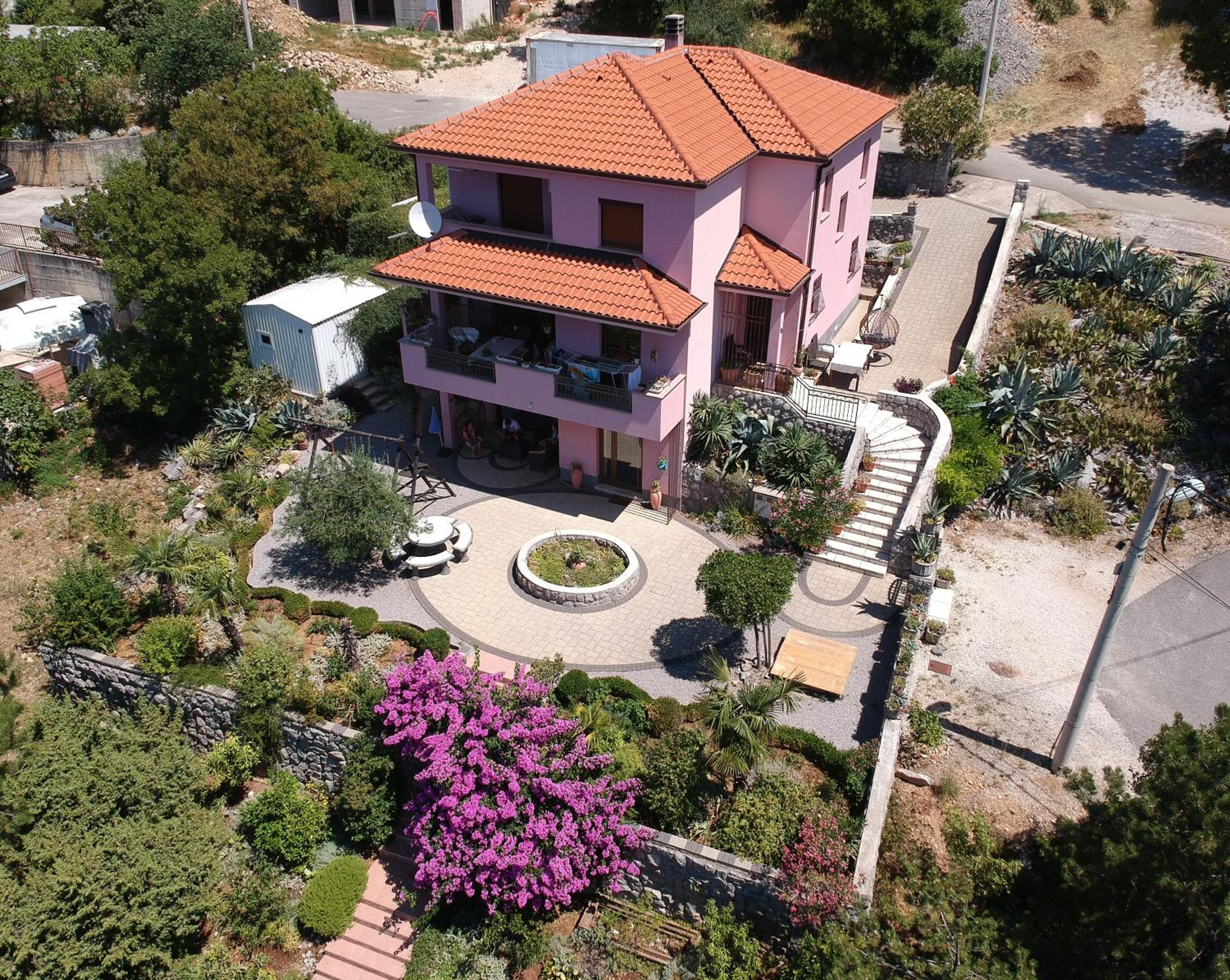 Studio Apartment with Sea View photo 2