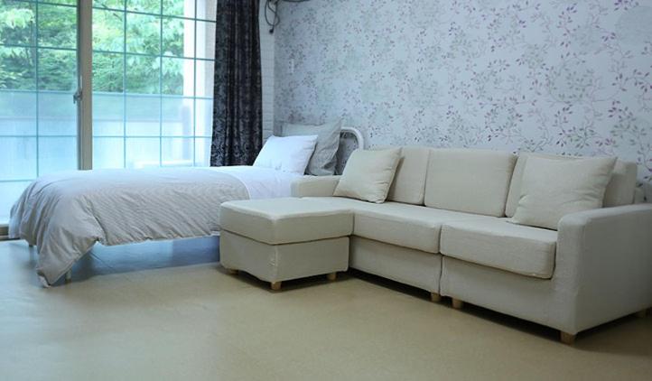 One-Bedroom House