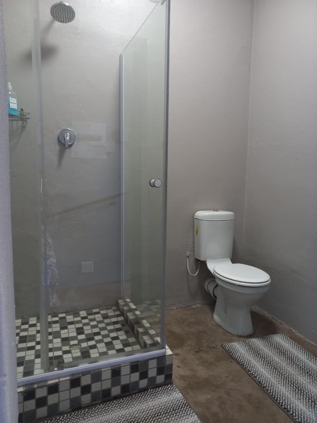Double Room - Photo 4