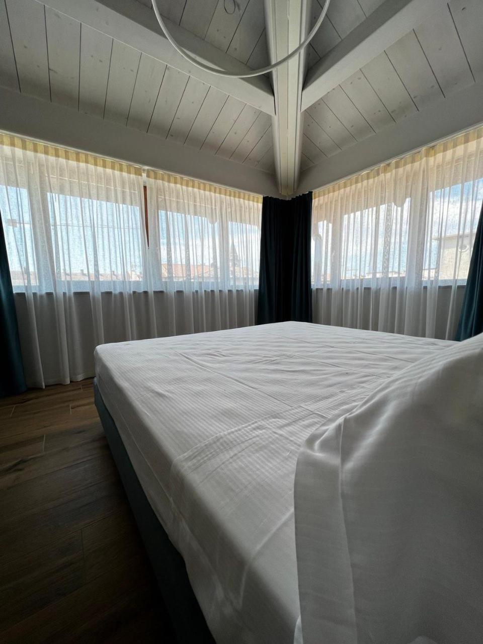 Small Double Room photo 1