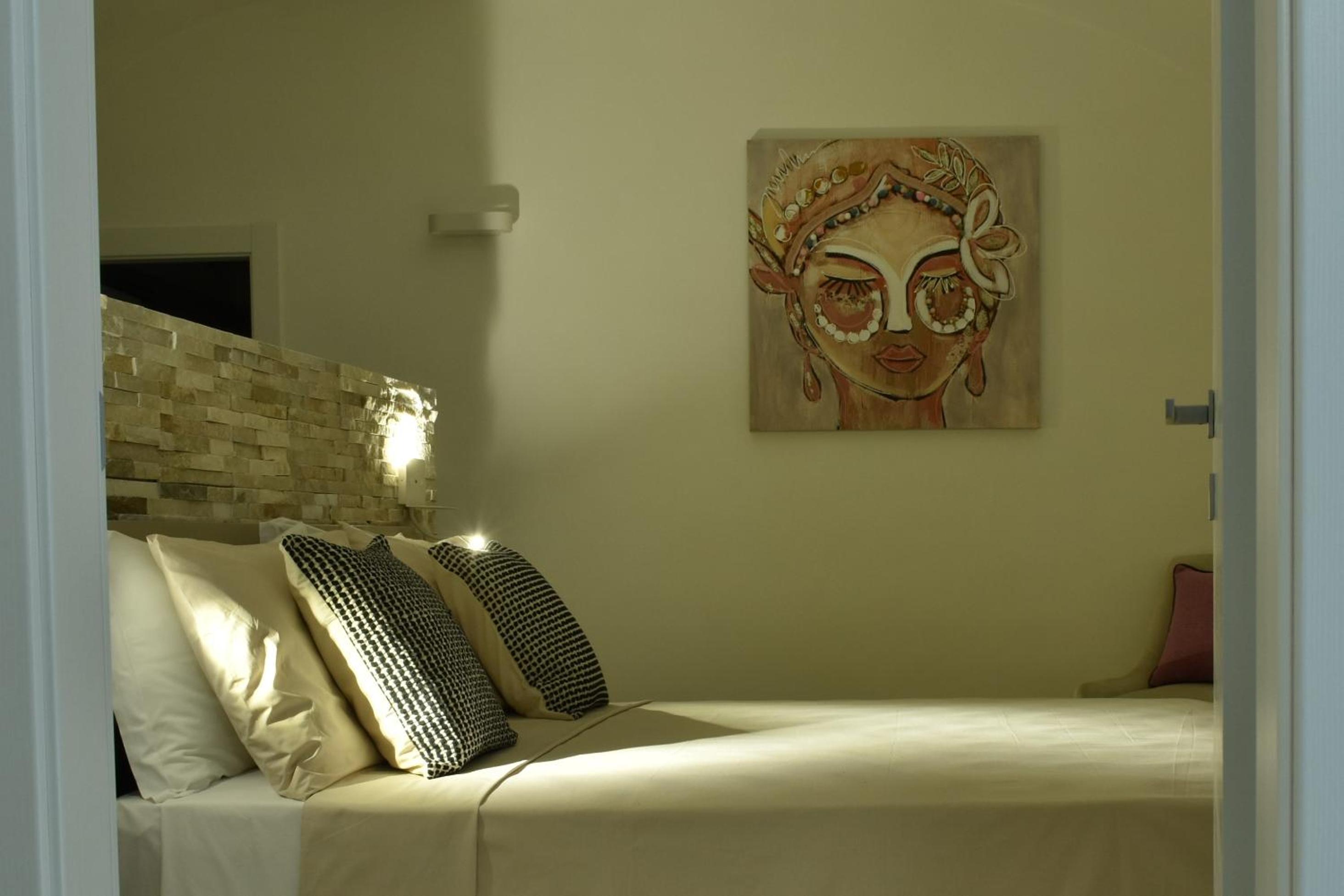 Deluxe Junior Suite photo 3