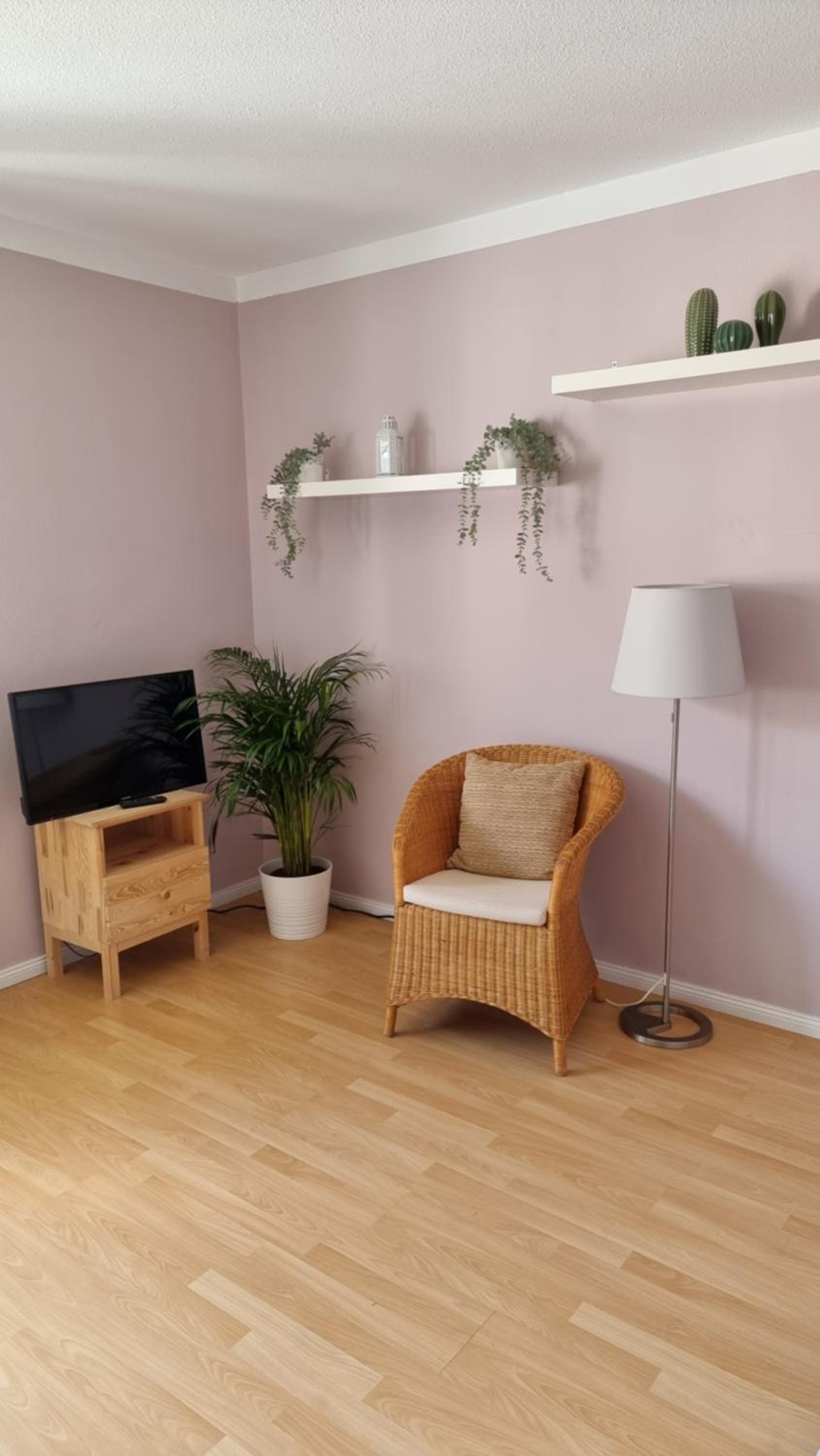 Apartment photo 2
