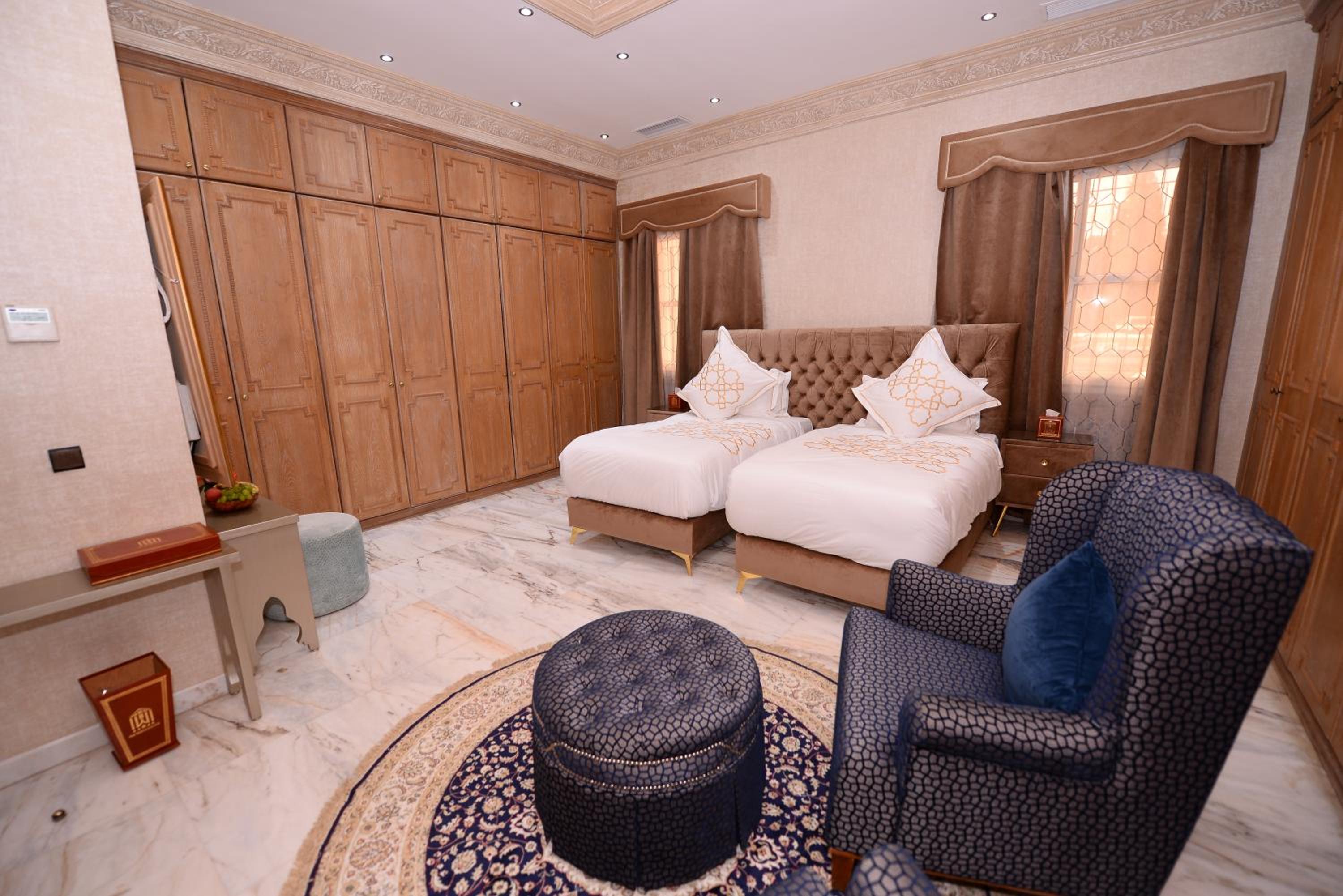 Deluxe Twin Room - Photo 3