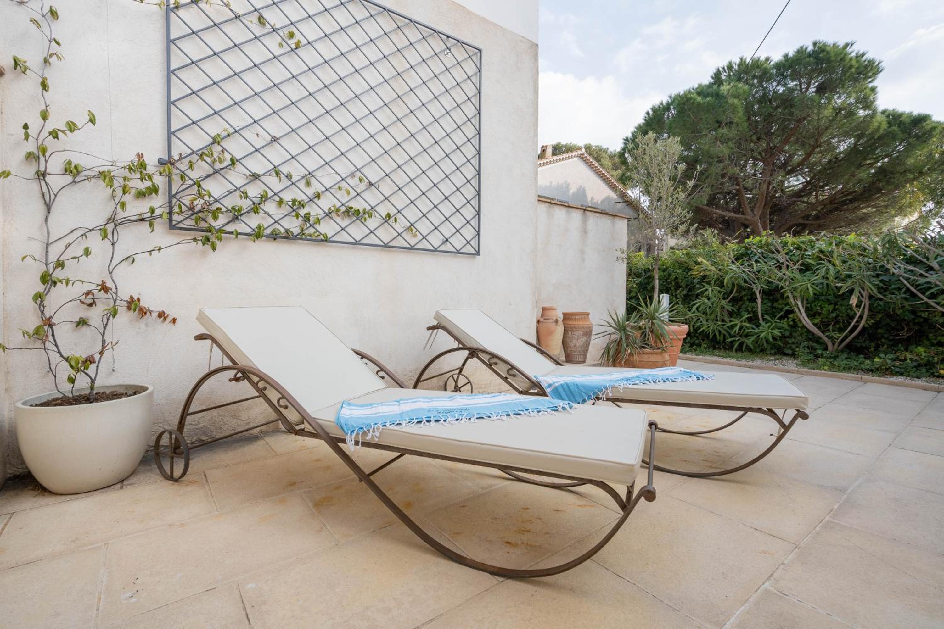 Superior Double Room With Terrace or Balcony - Photo 10
