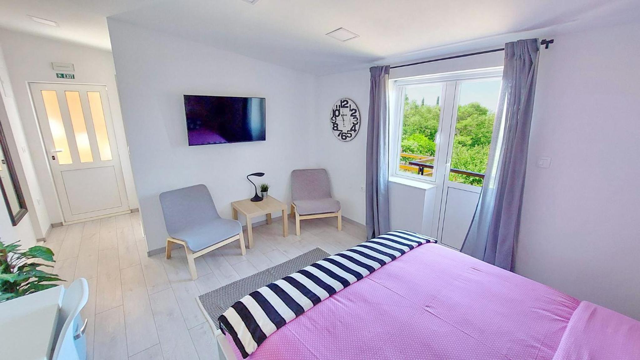 Queen Room with Balcony