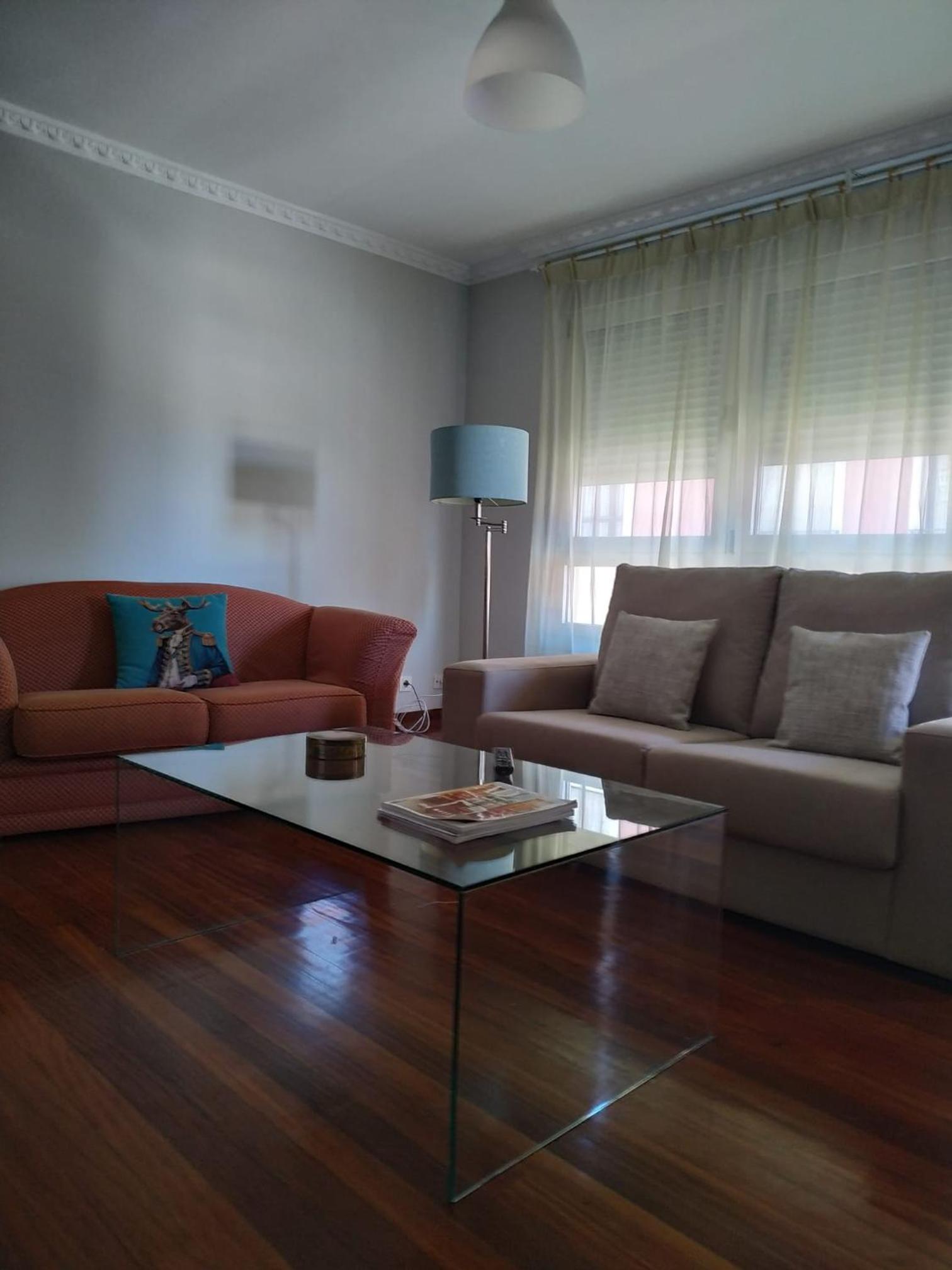 Three-Bedroom House photo 2