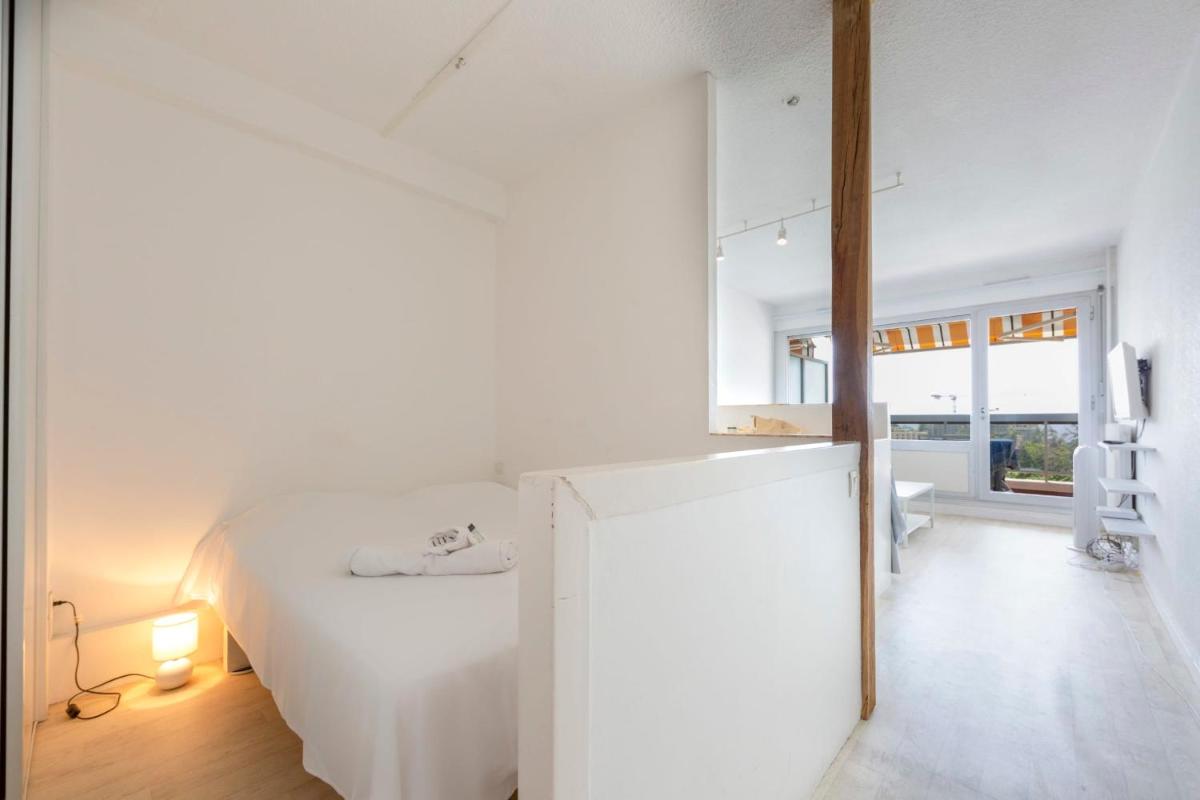 Apartment photo 1