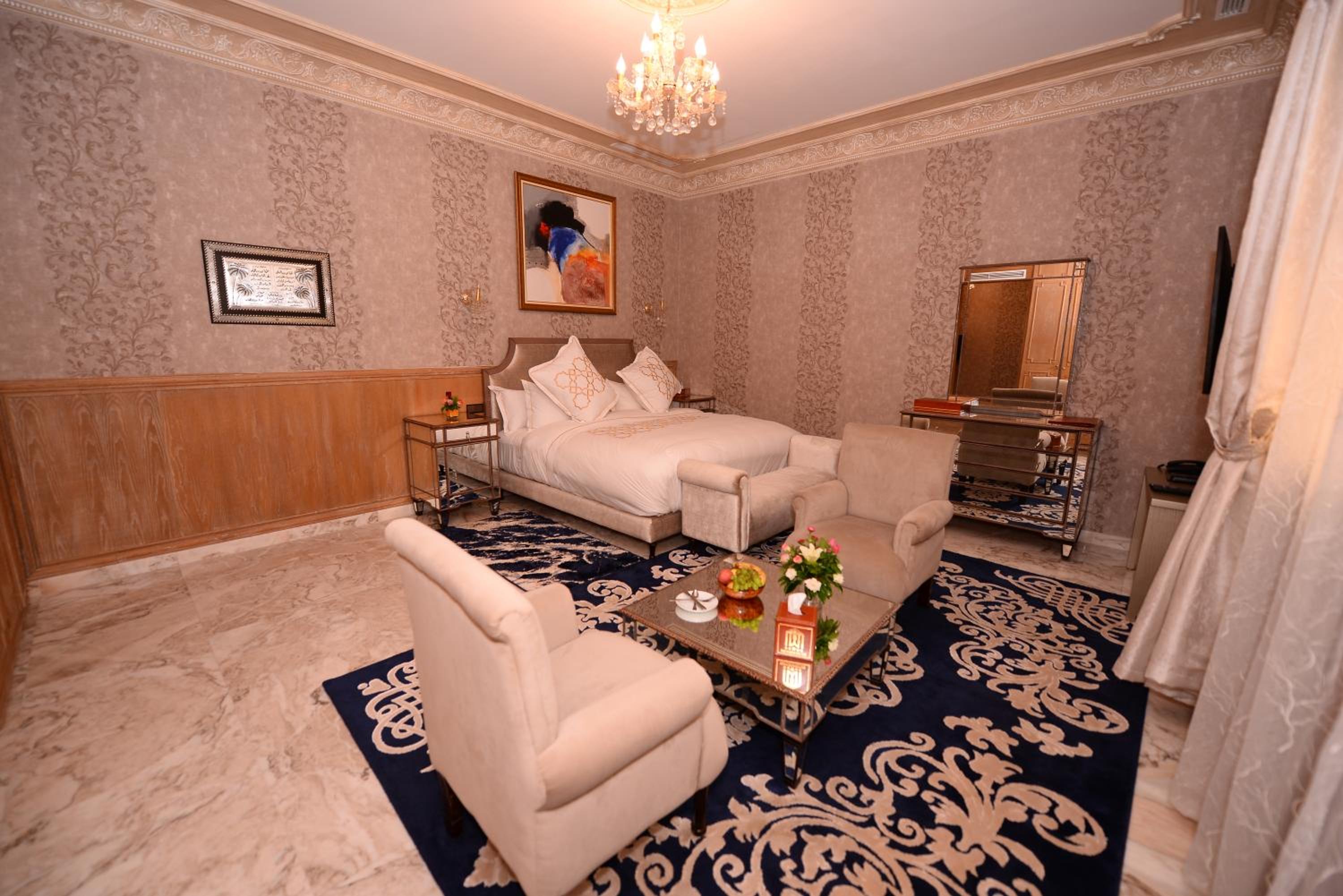 Suite with Garden View