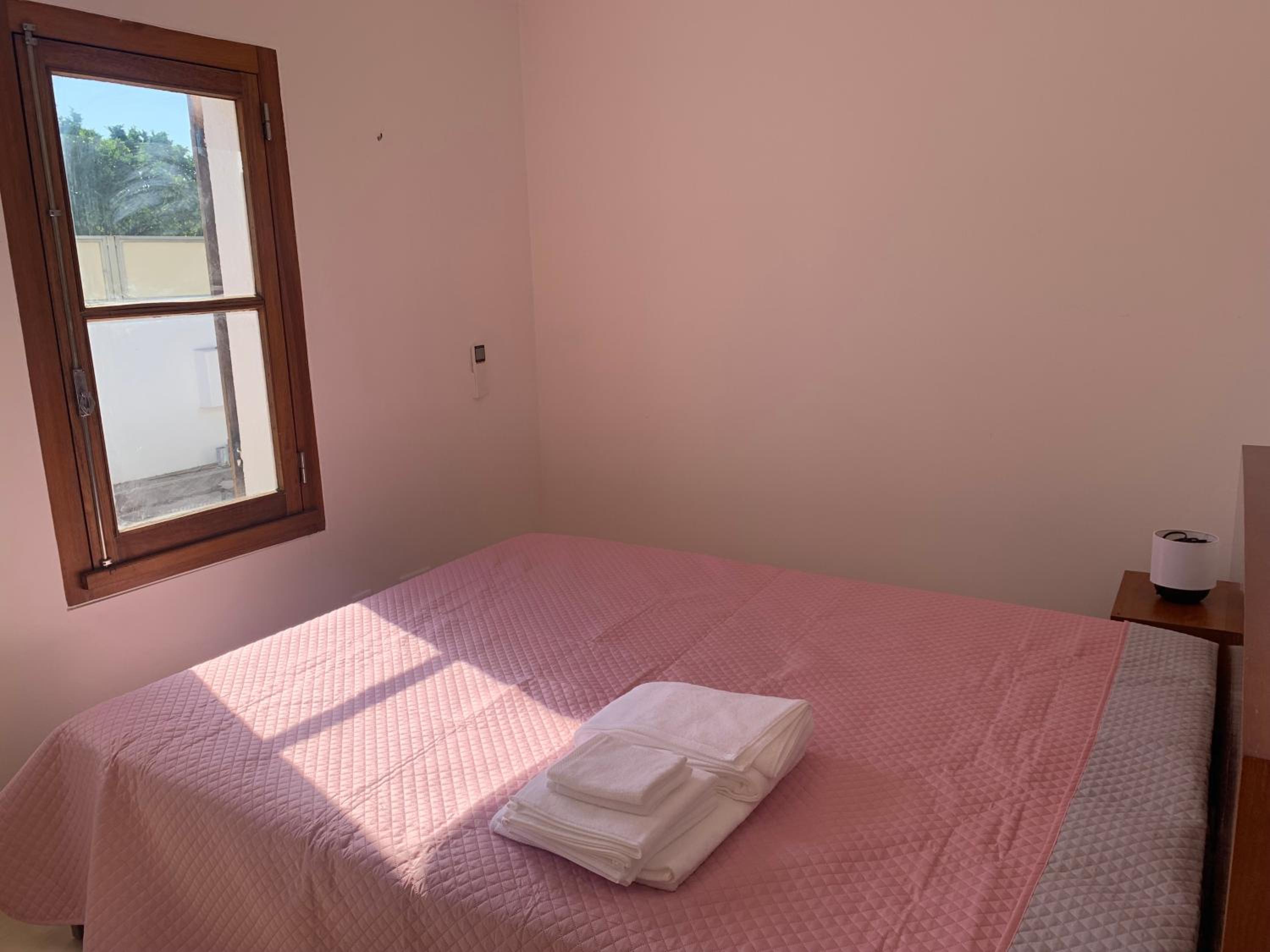 Three-Bedroom House photo 2