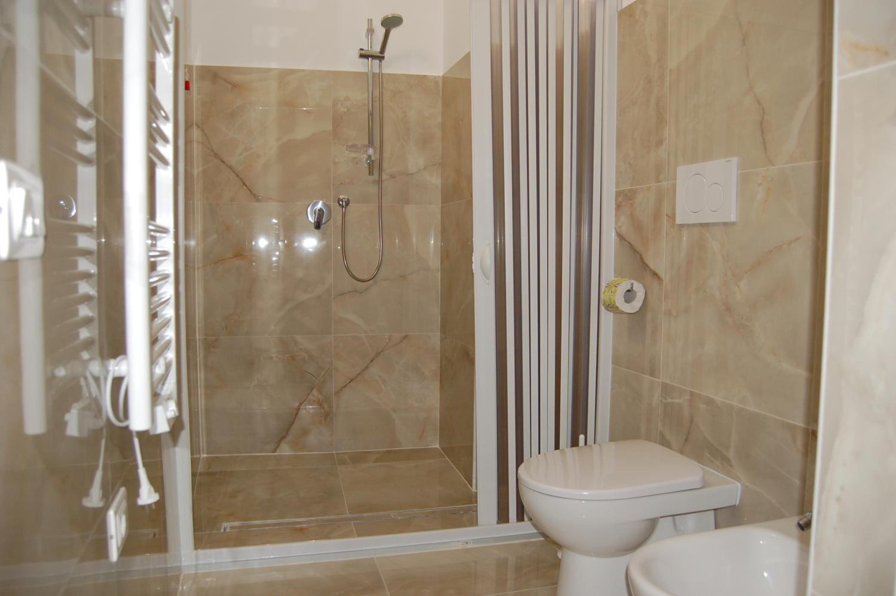 Apartment with Pool View  - Photo 6