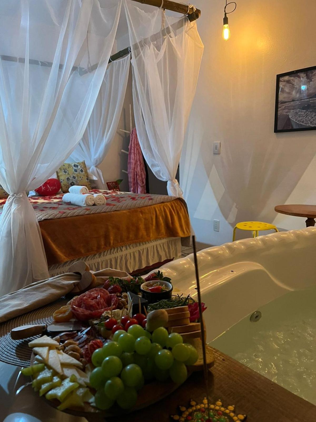 Suite with Spa Bath - Photo 32