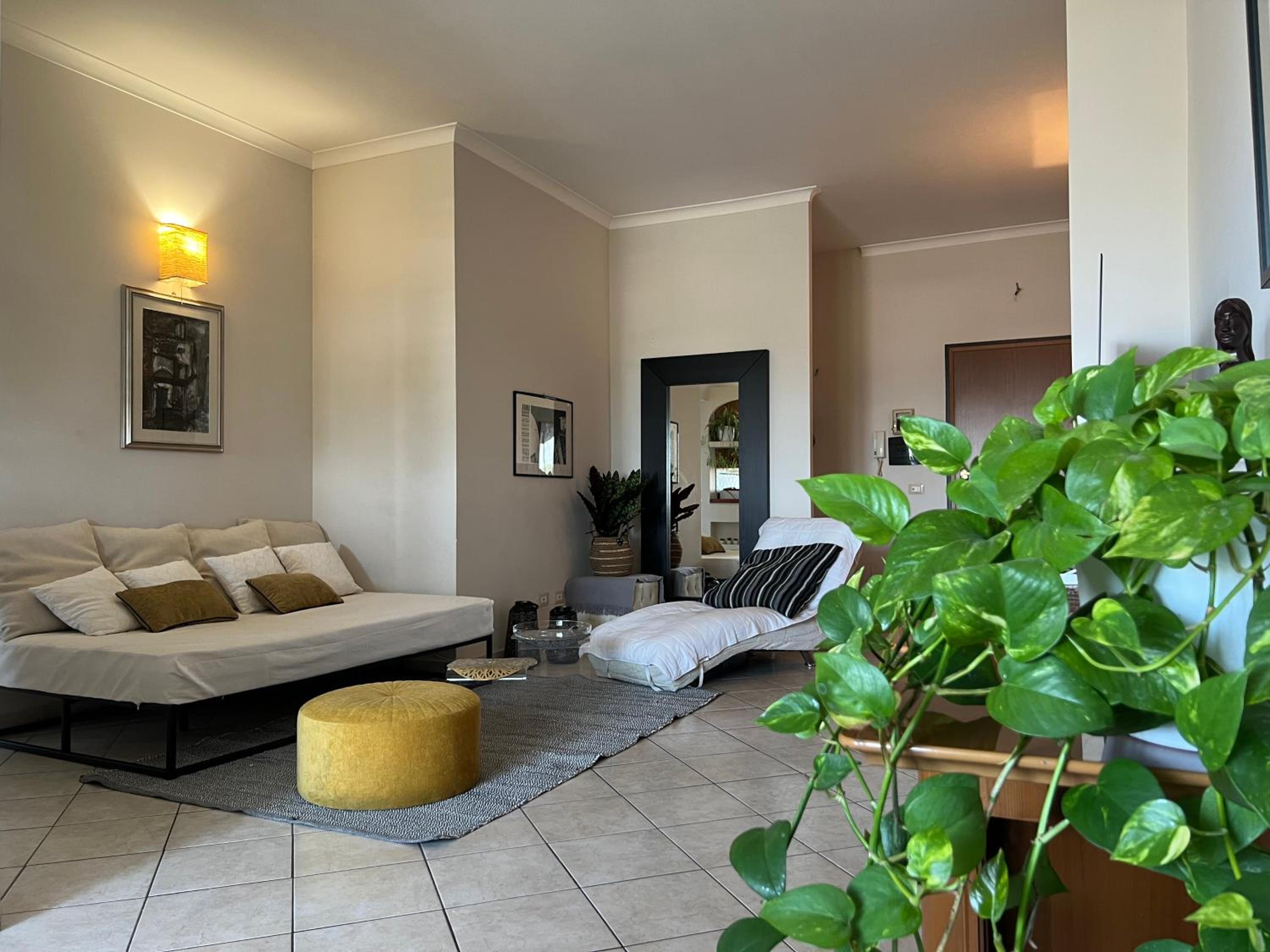 Two-Bedroom Apartment - Photo 10