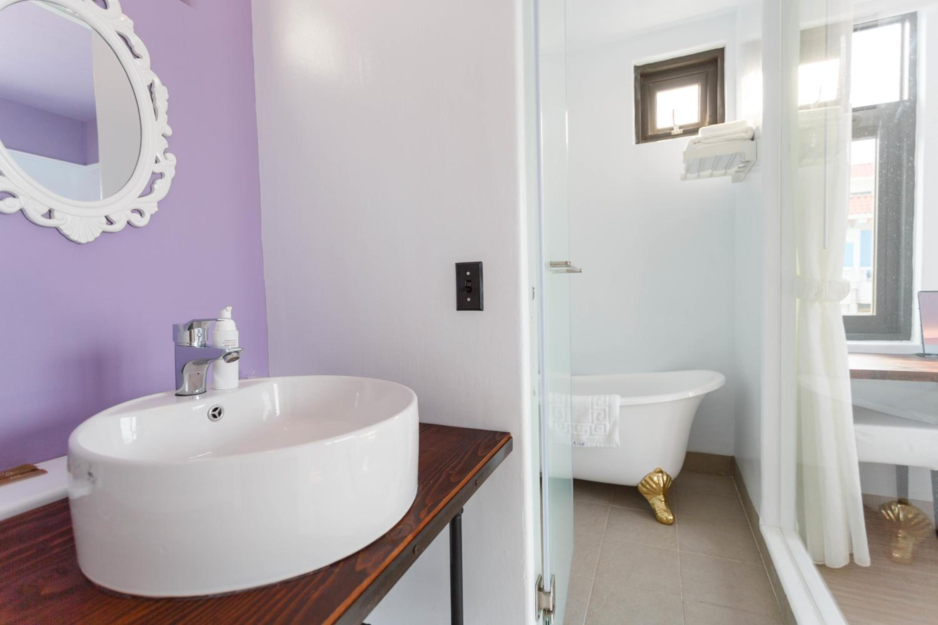 Standard Double Room with Sea View - Photo 3