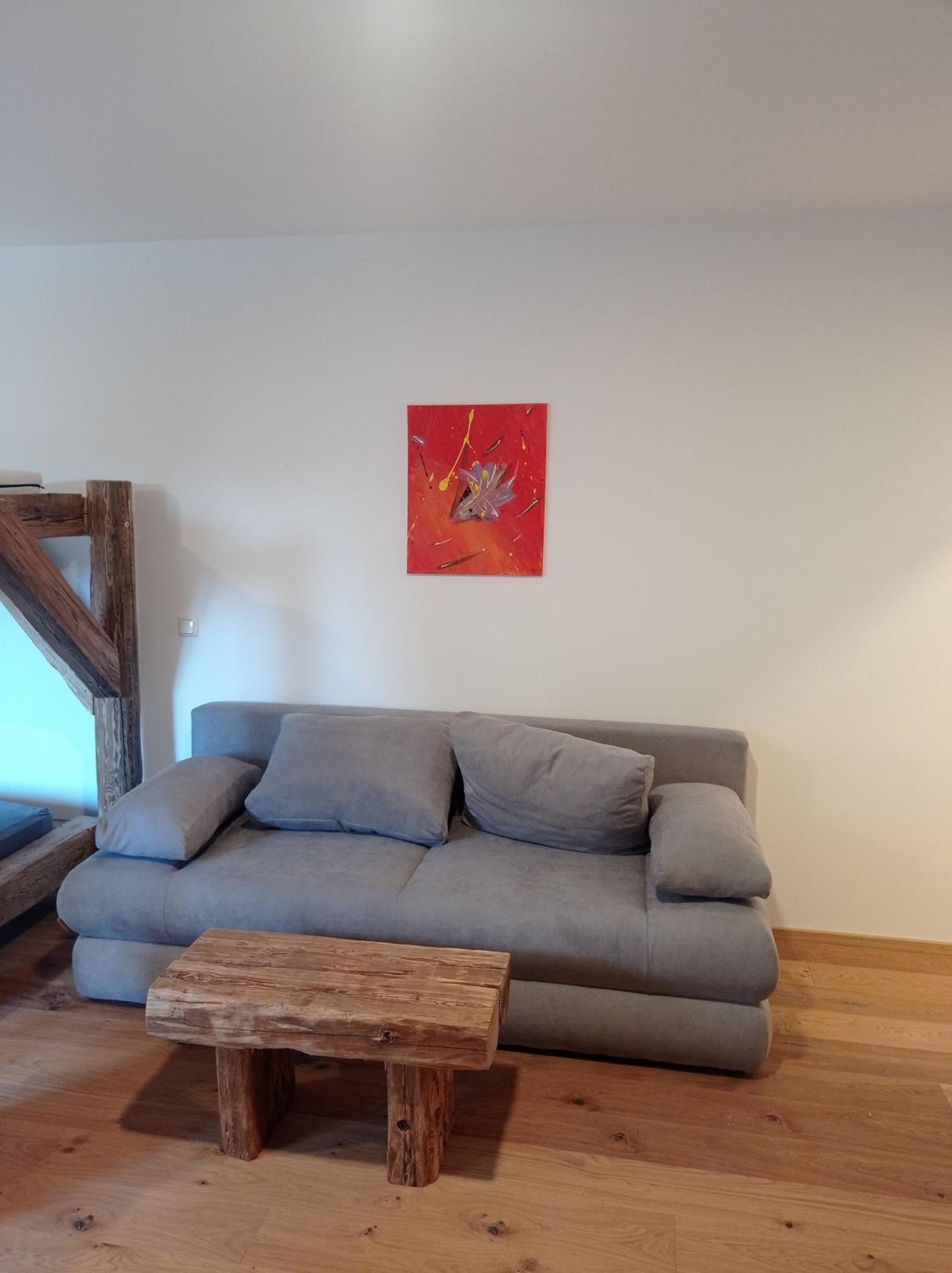 One-Bedroom Apartment photo 2