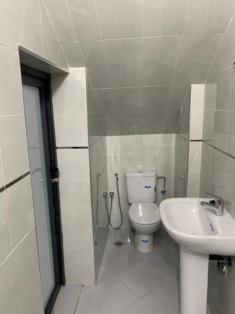 Two-Bedroom Apartment - Photo 2