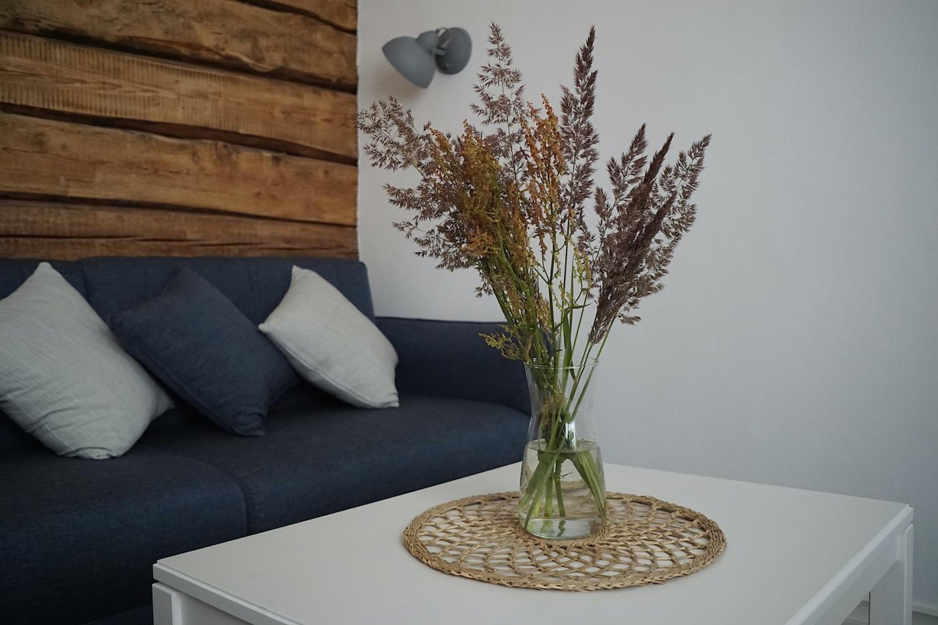 One-Bedroom Apartment - Photo 1
