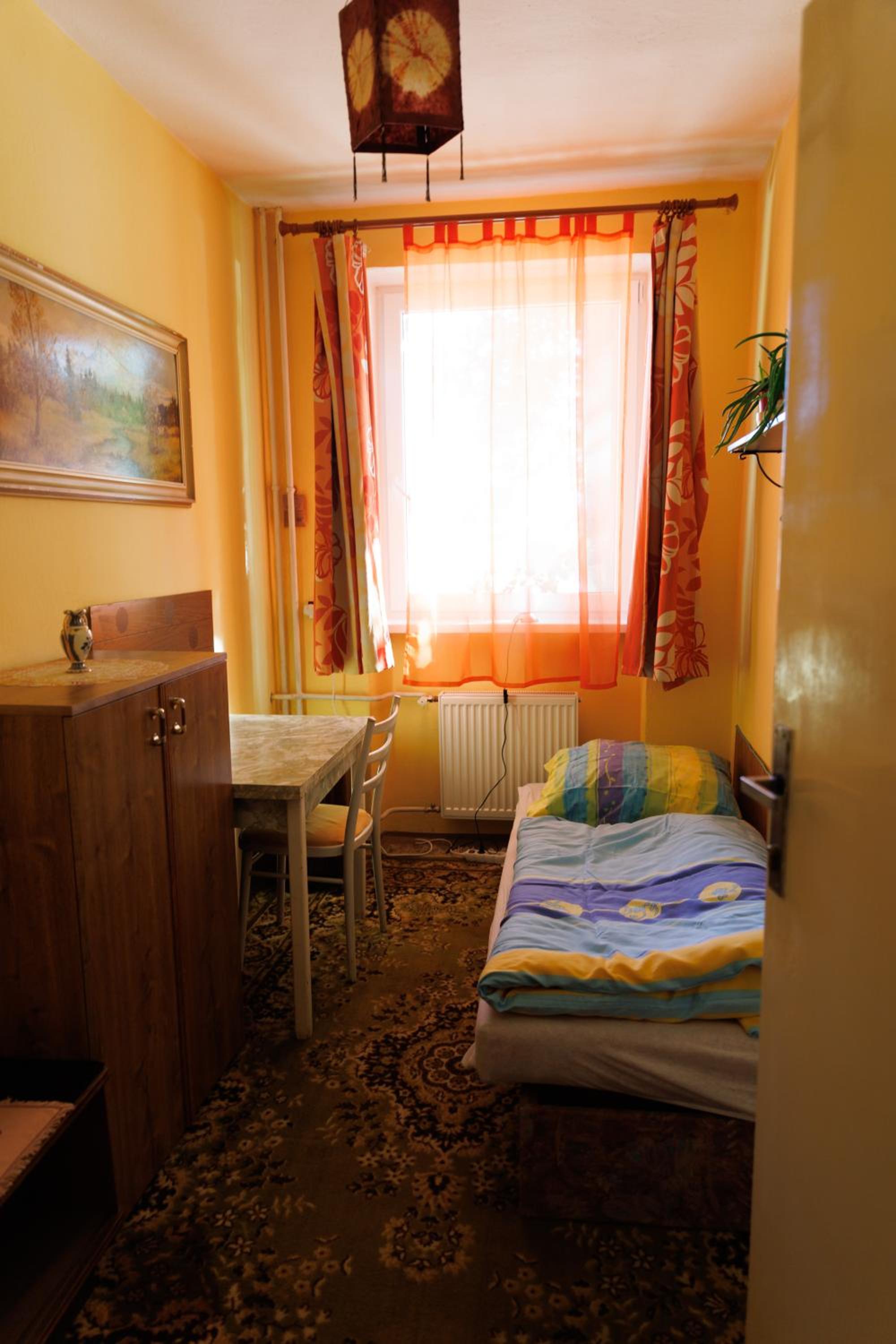 Budget Single Room photo 3