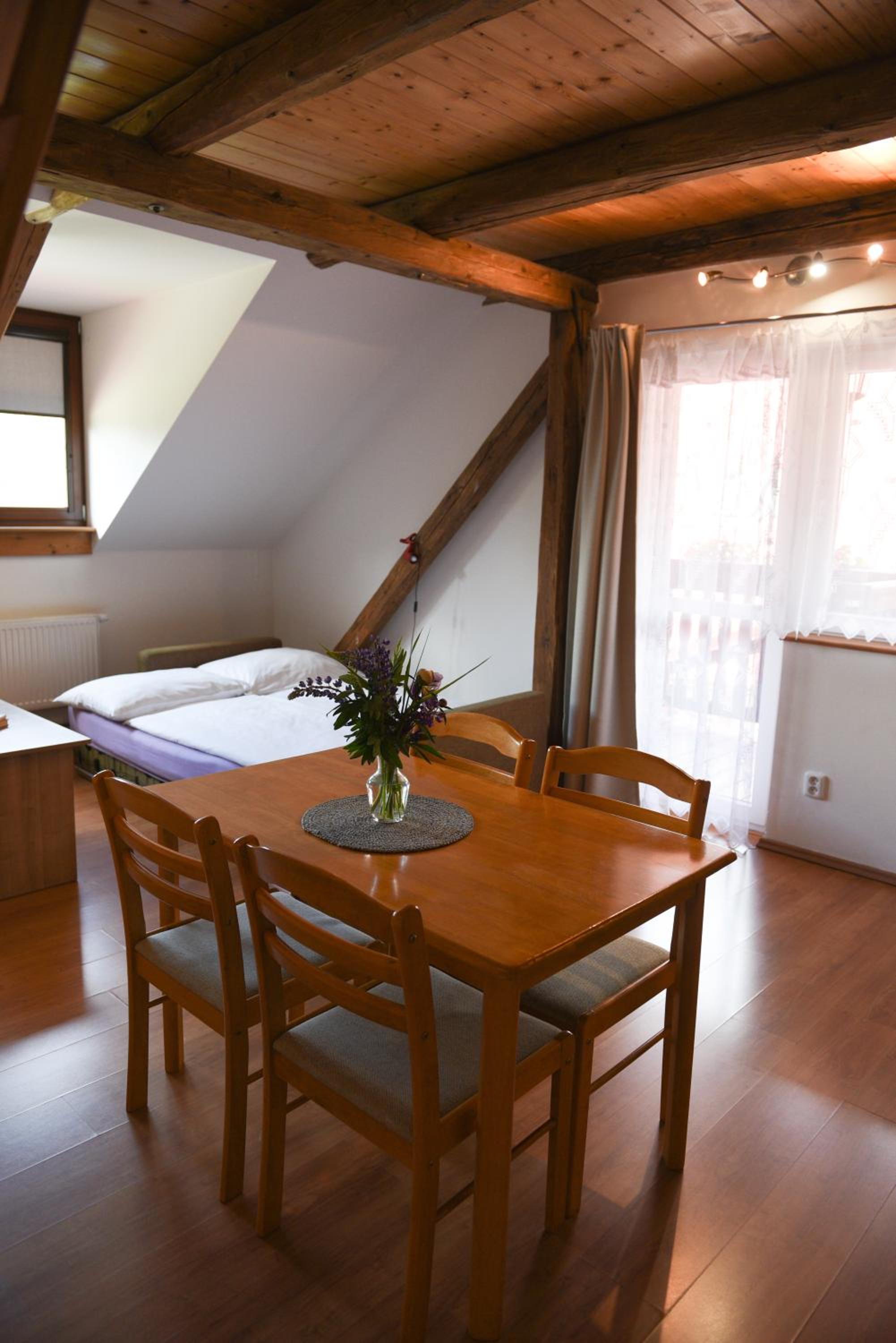 Apartment - Split Level photo 1