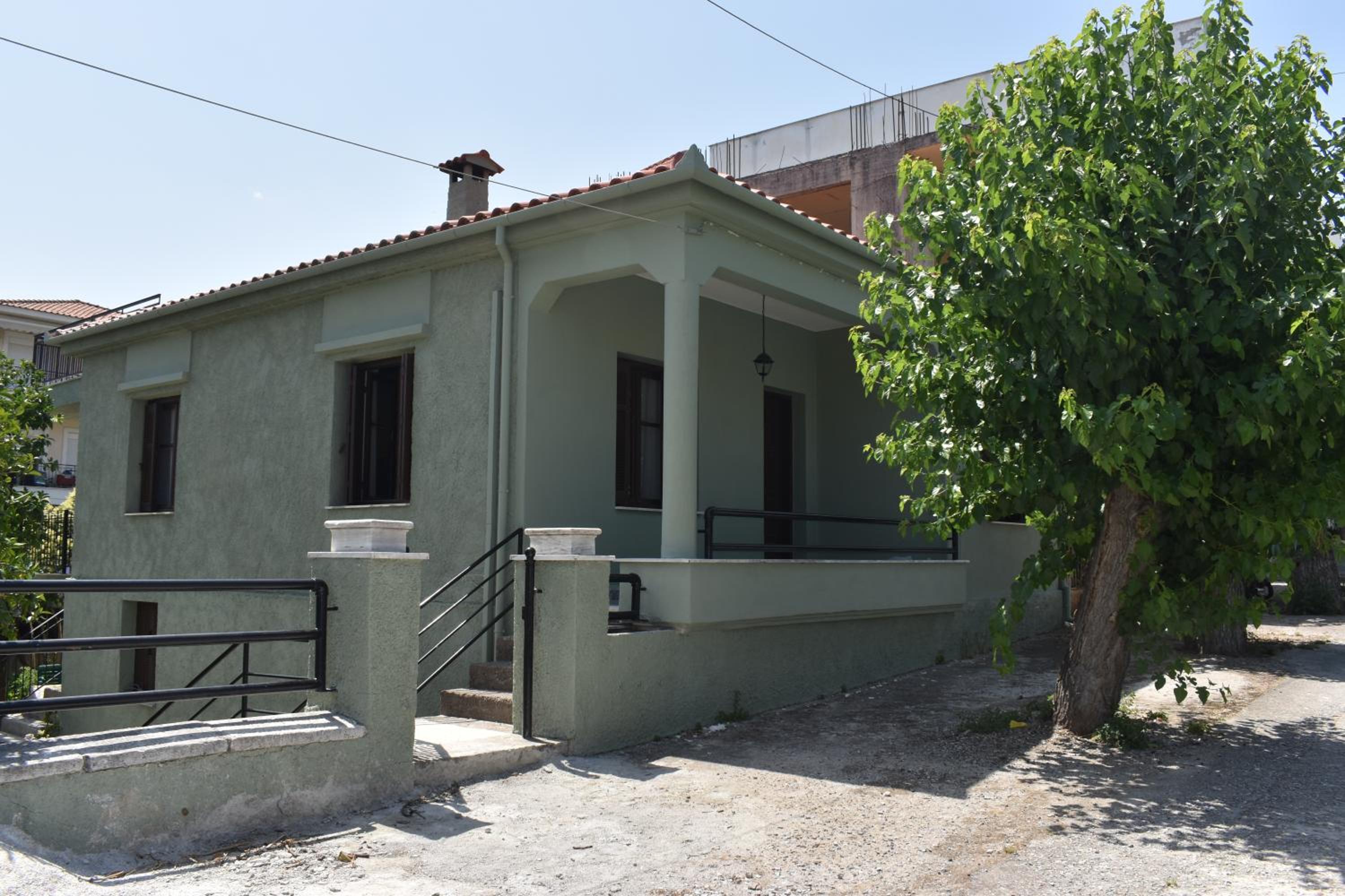 Two-Bedroom House photo 2