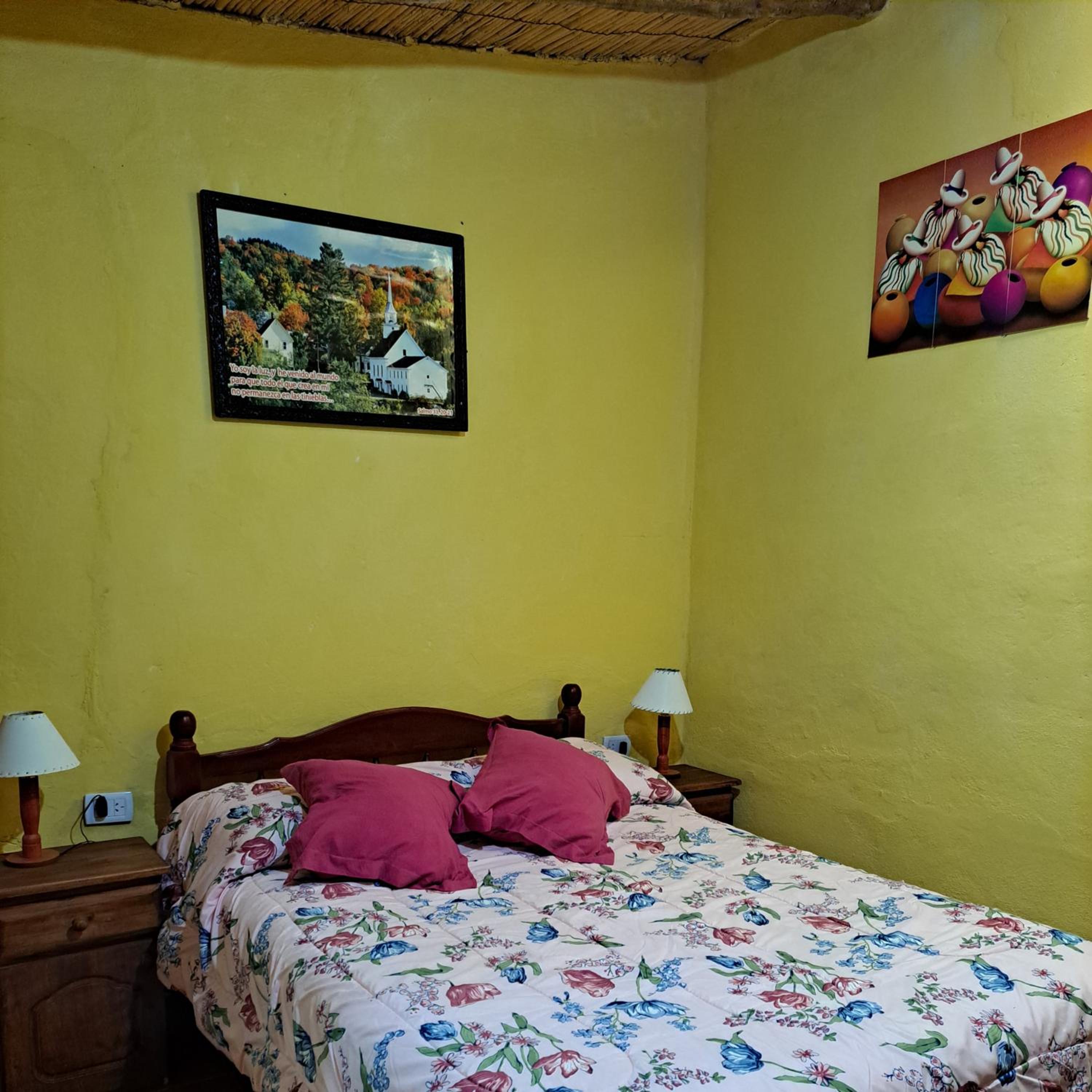 Quadruple Room with Private Bathroom photo 3