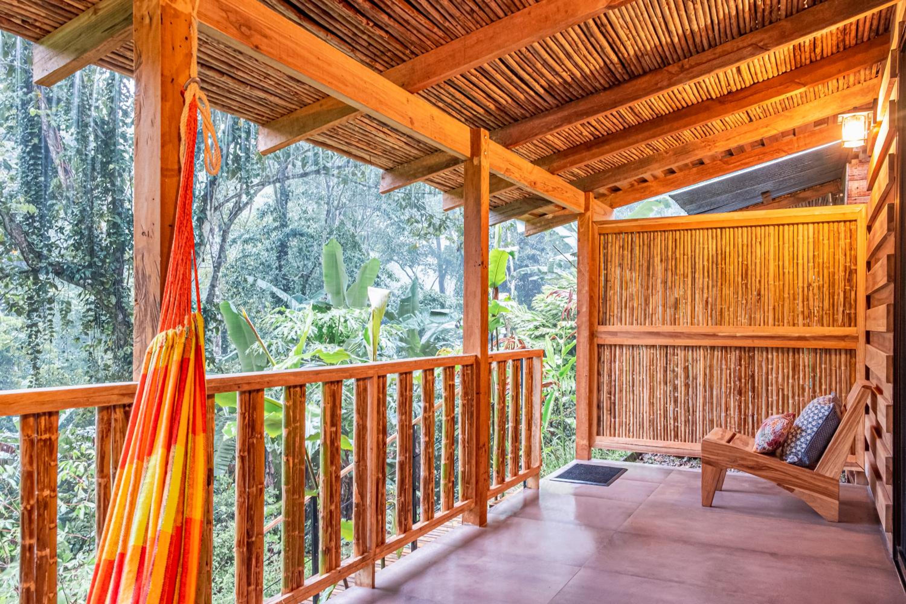 Deluxe Bungalow - Photo 11